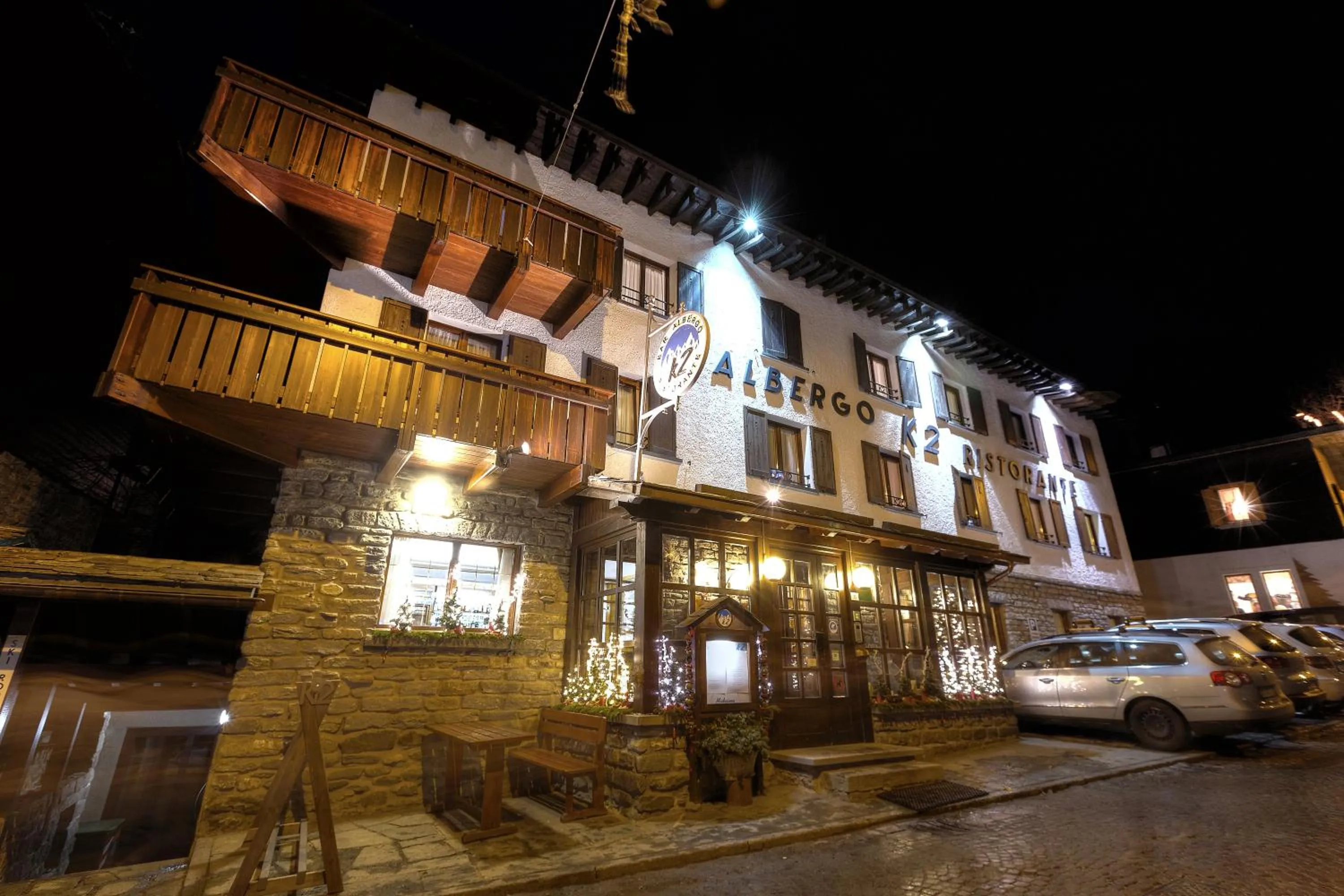 Property building in Albergo K2
