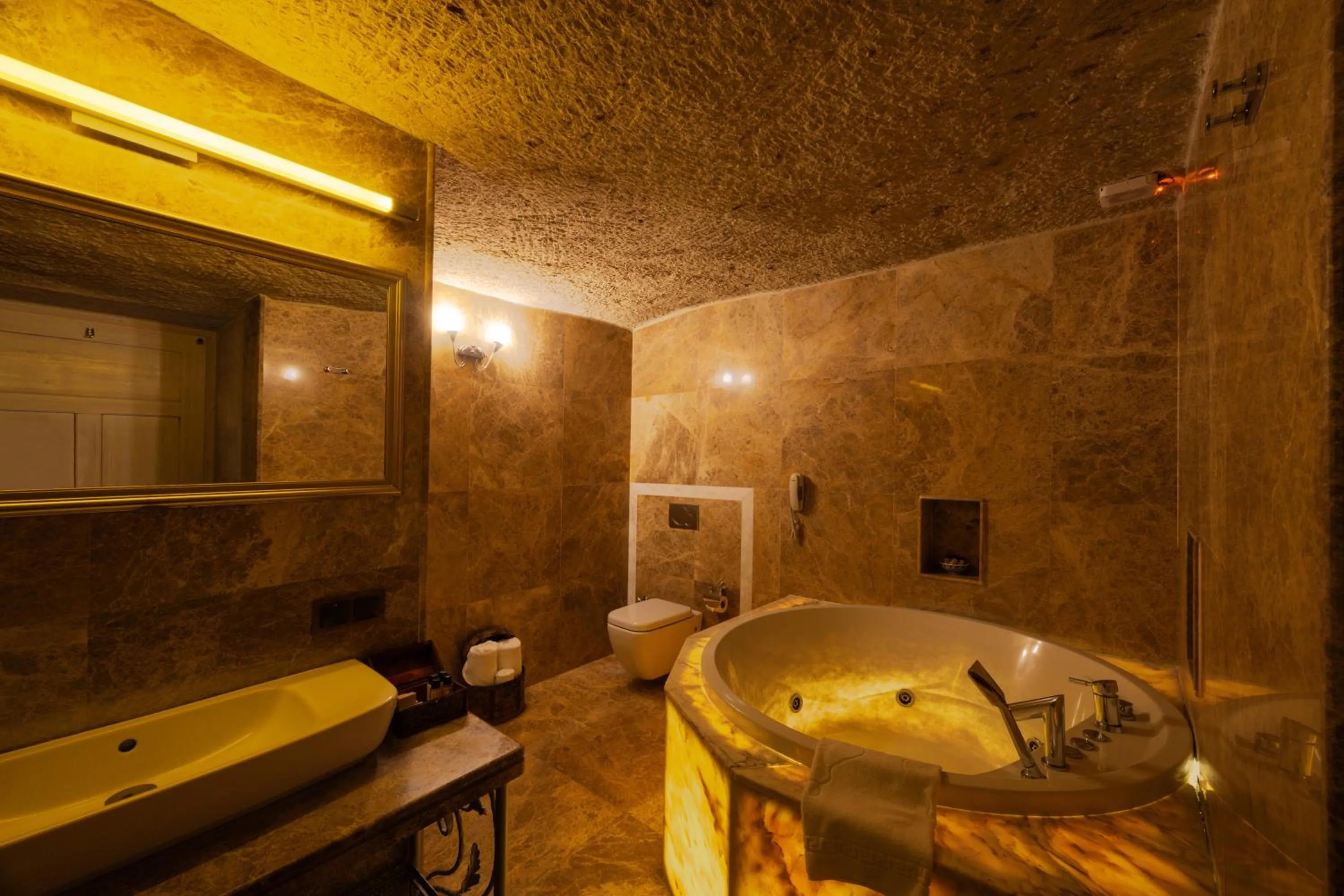 Bathroom in Tafoni Houses Cave Hotel