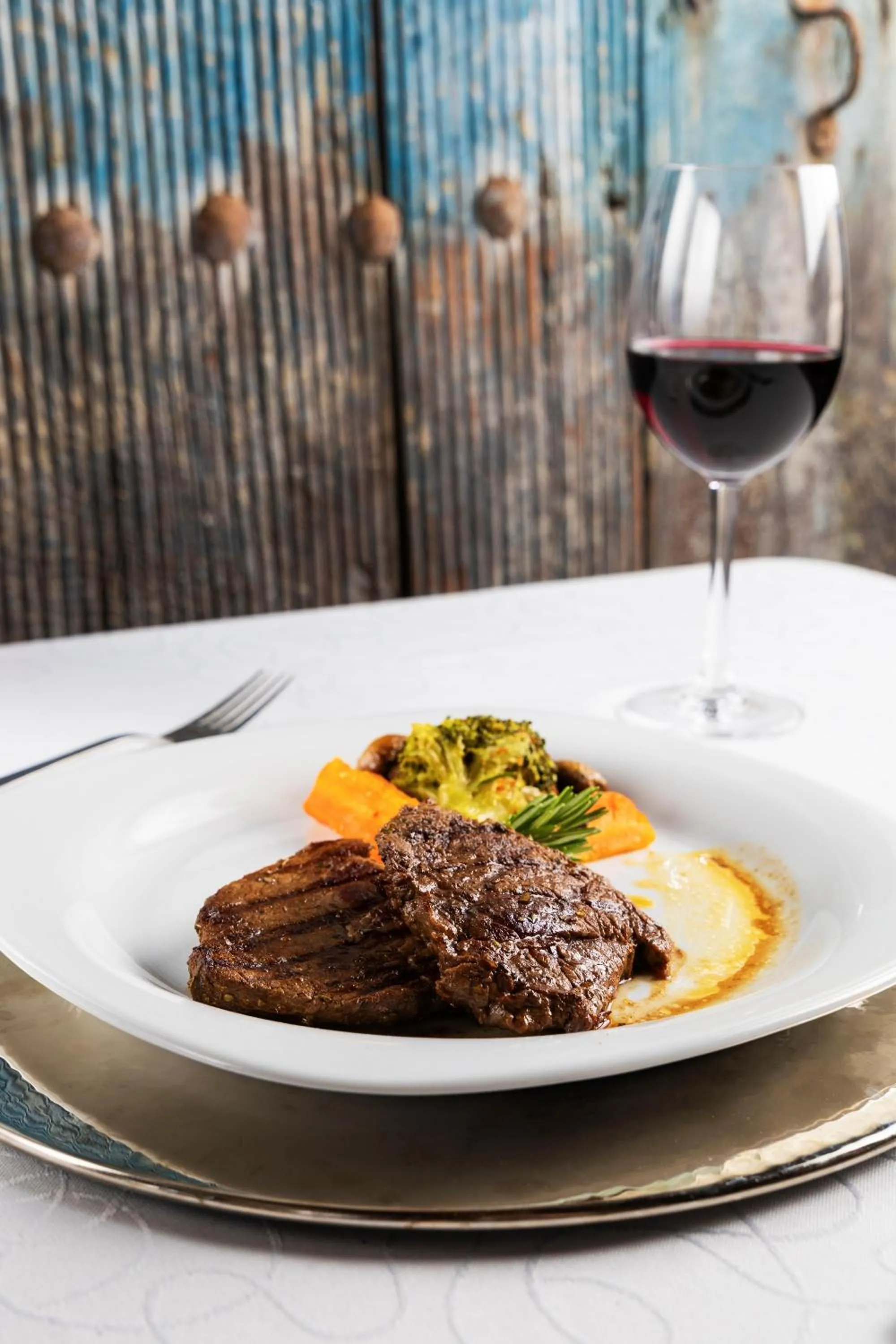 Restaurant/places to eat in Tafoni Houses Cave Hotel