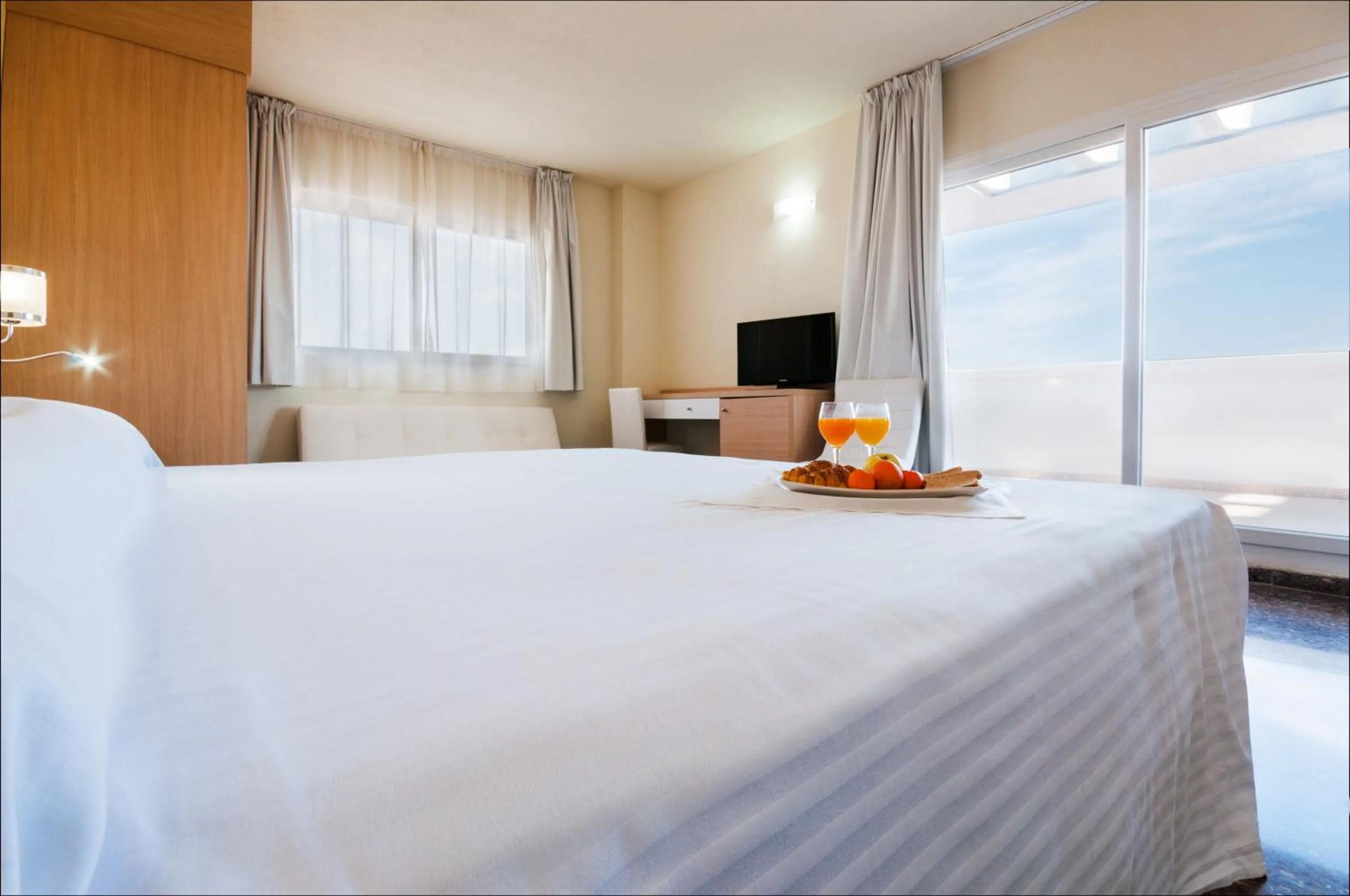 Bed in Hotel Fontana Plaza