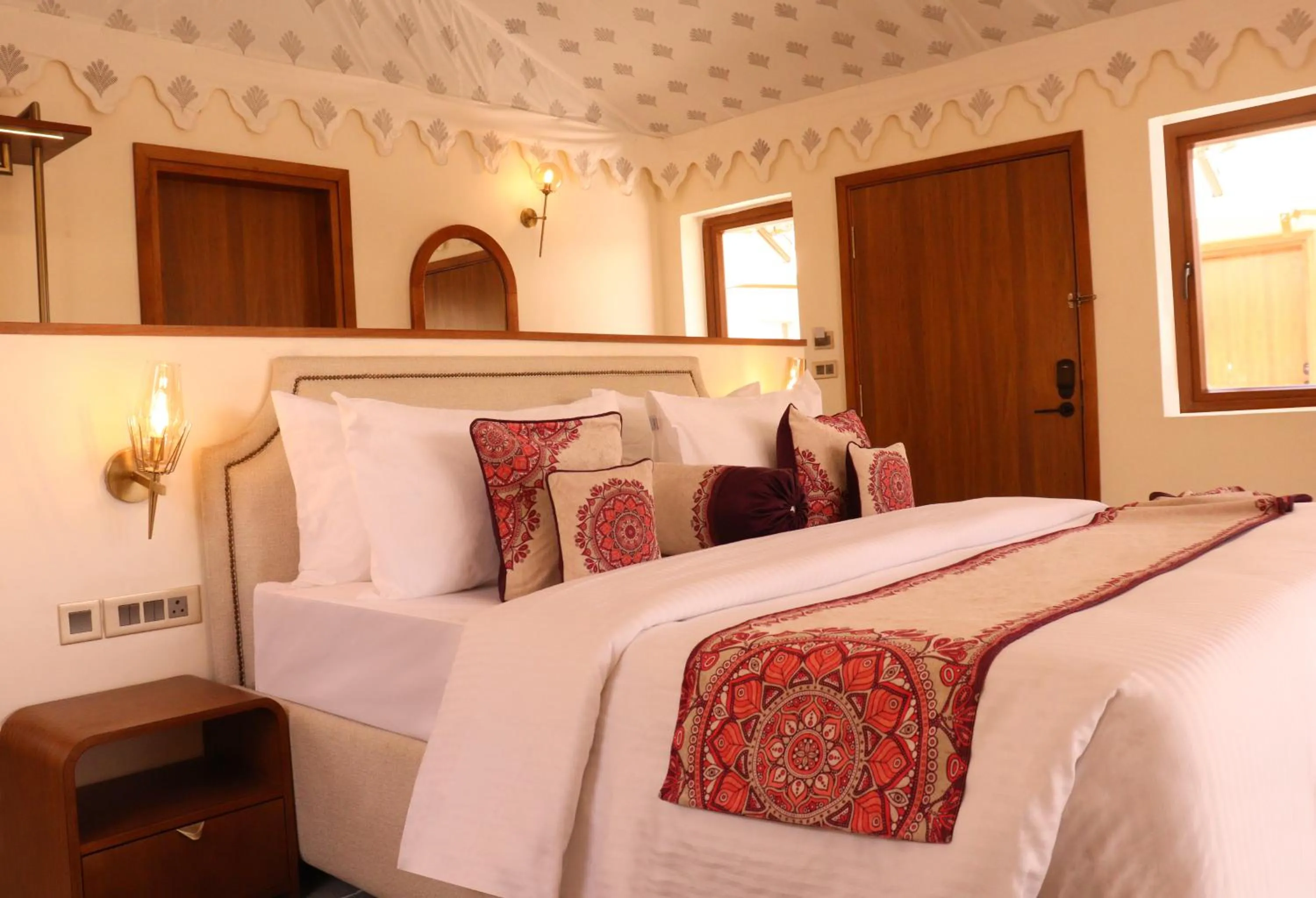 Bed in Chokhi Dhani The Palace Hotel