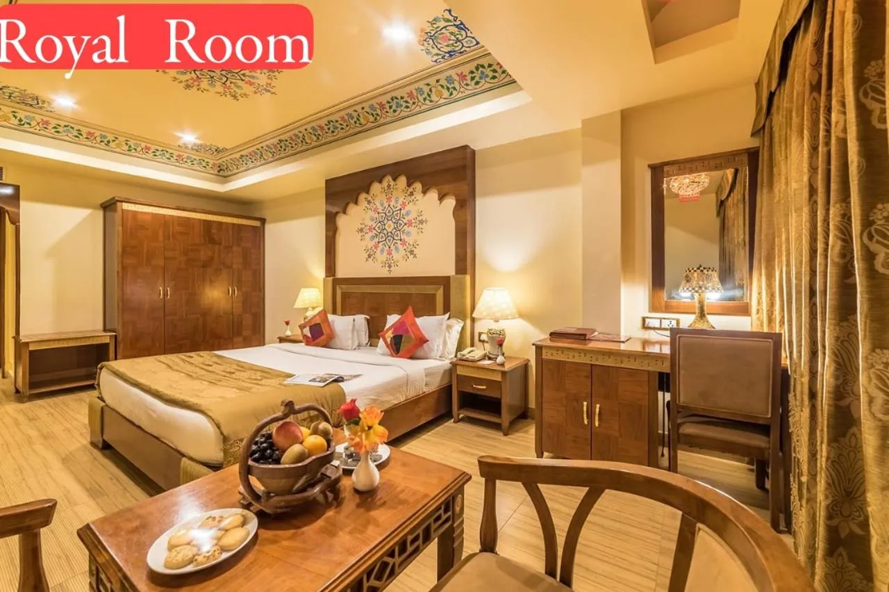 Bed in Chokhi Dhani The Palace Hotel