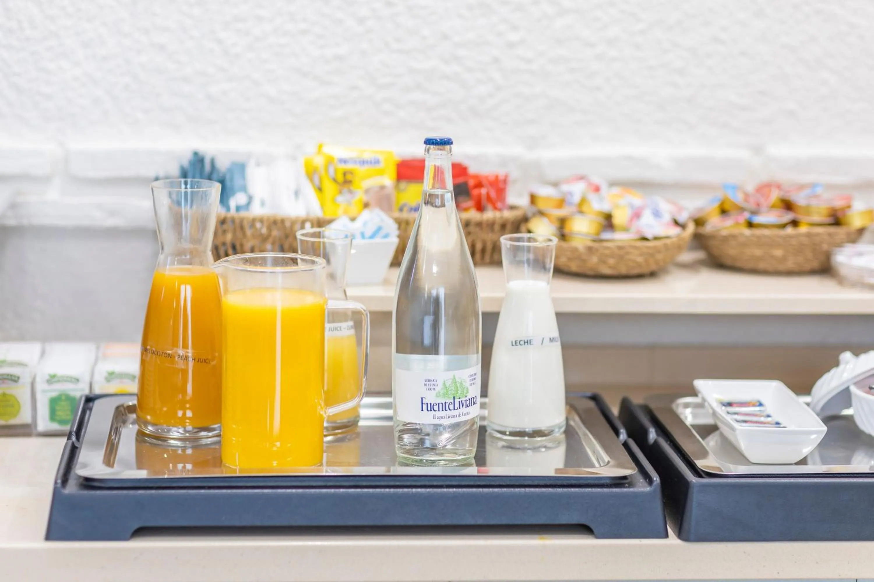 Buffet breakfast in Itaca Colón by Soho Boutique