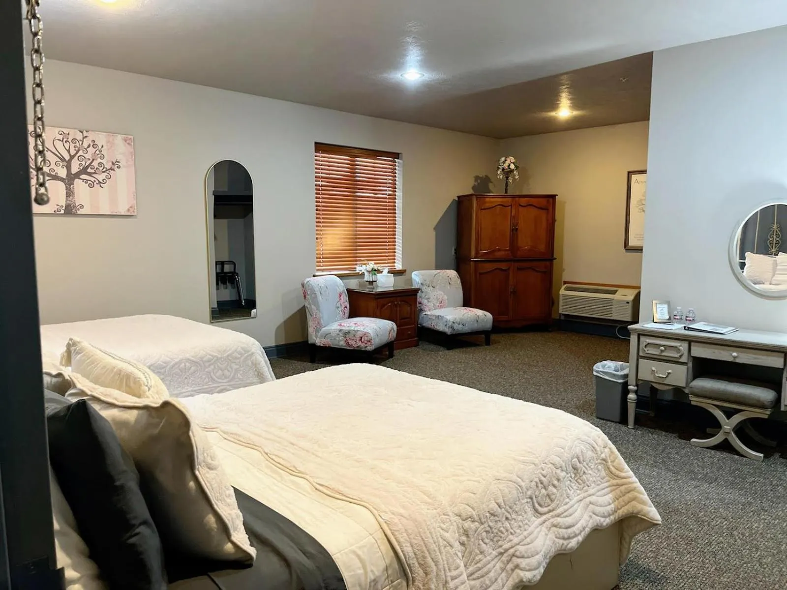 Bed in The Bank Hotel