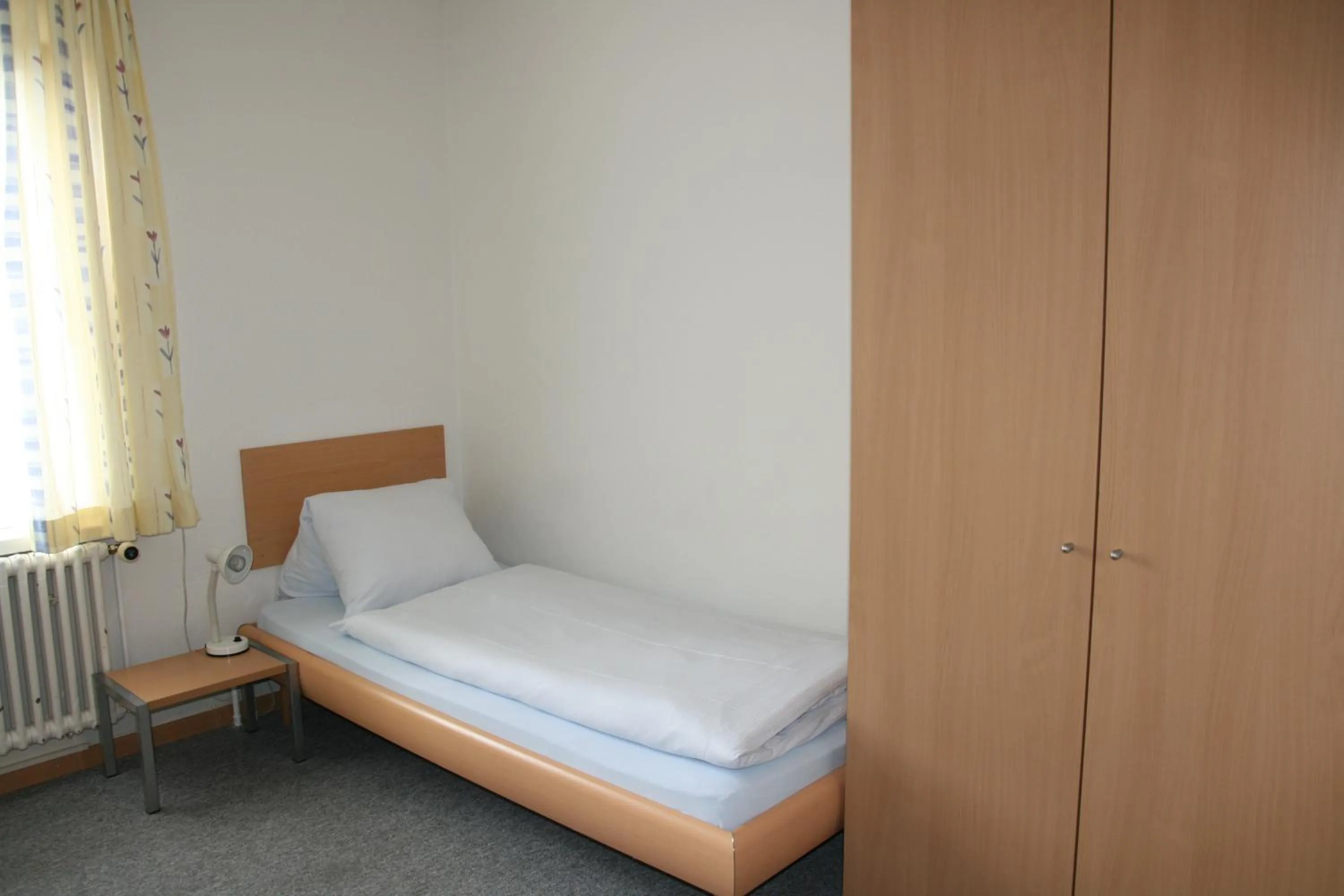 Bed in Hotel Glärnisch Hof