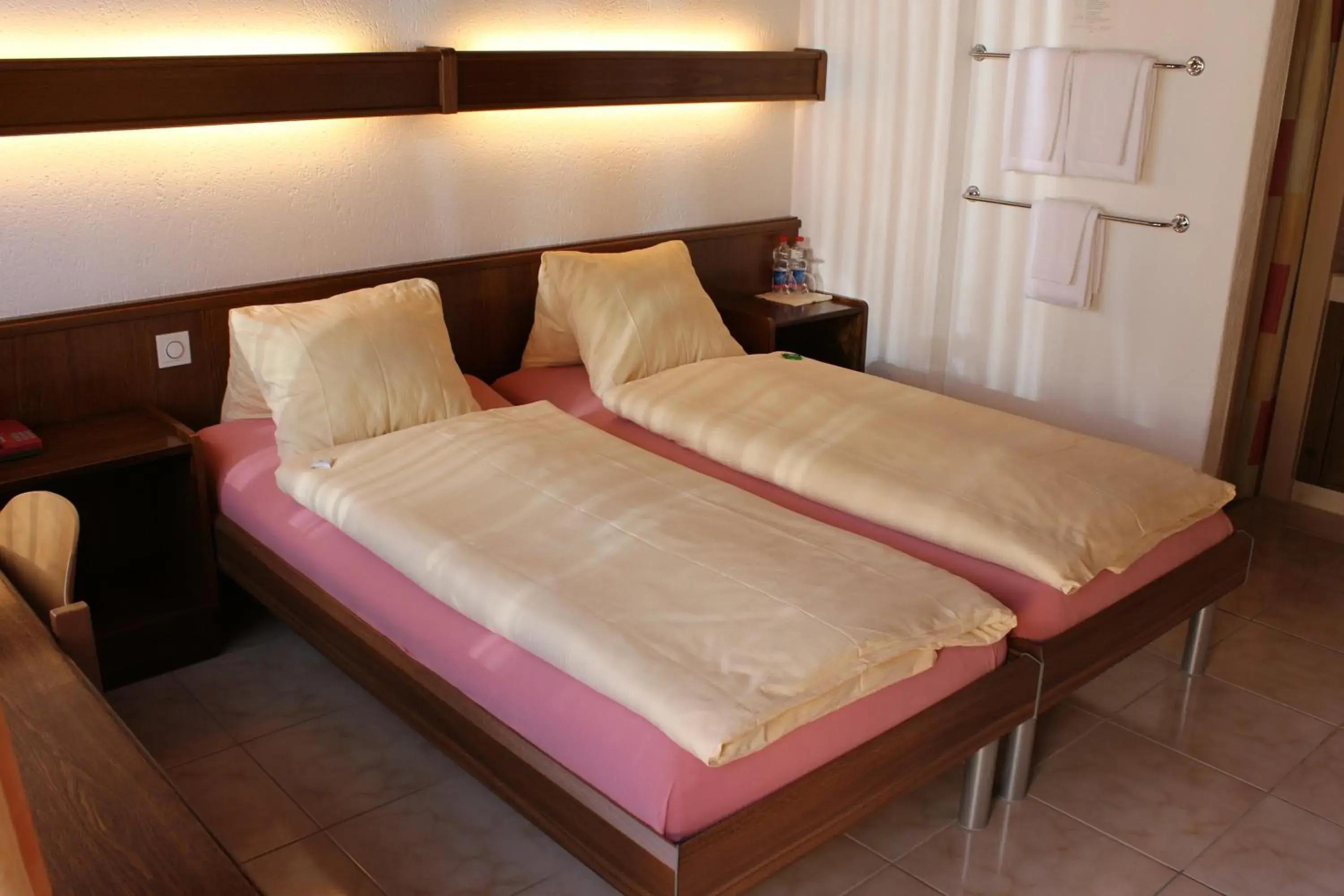 Double Room - single occupancy in Hotel Glärnisch Hof Double Room - single occupancy in Hotel Glärnisch Hof