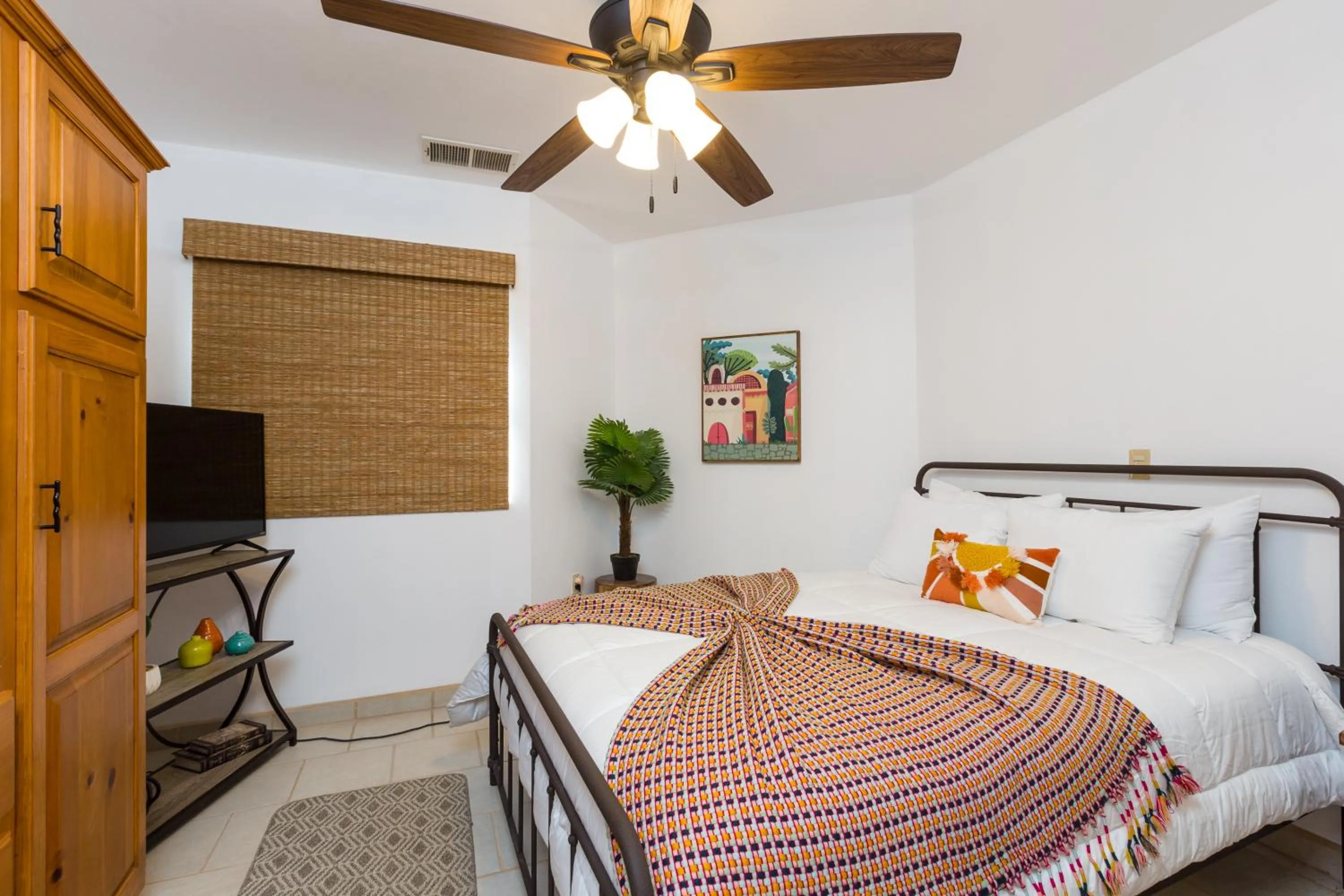 Bed in Casita de Maria by Kivoya