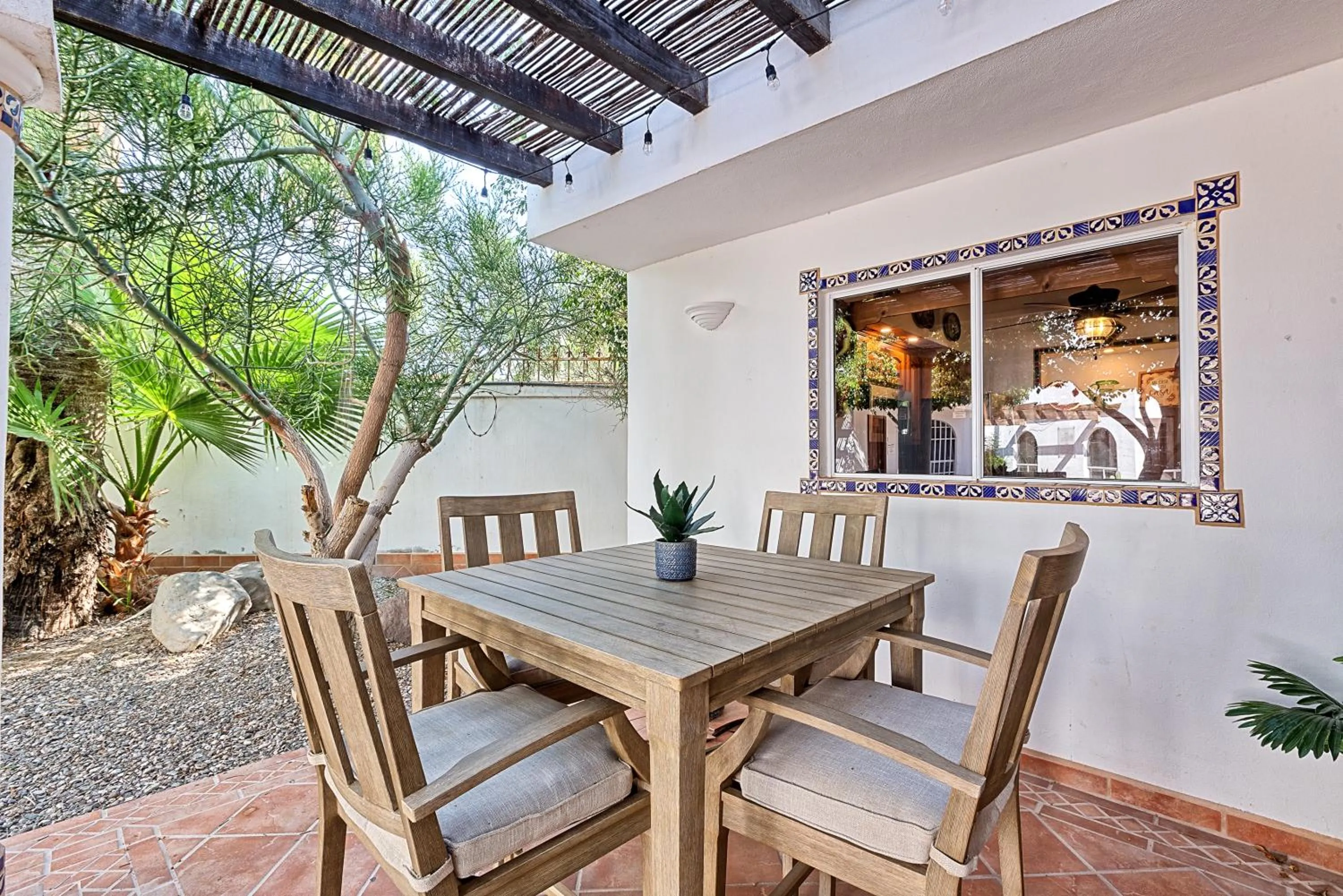 Seating area in Casita de Maria by Kivoya