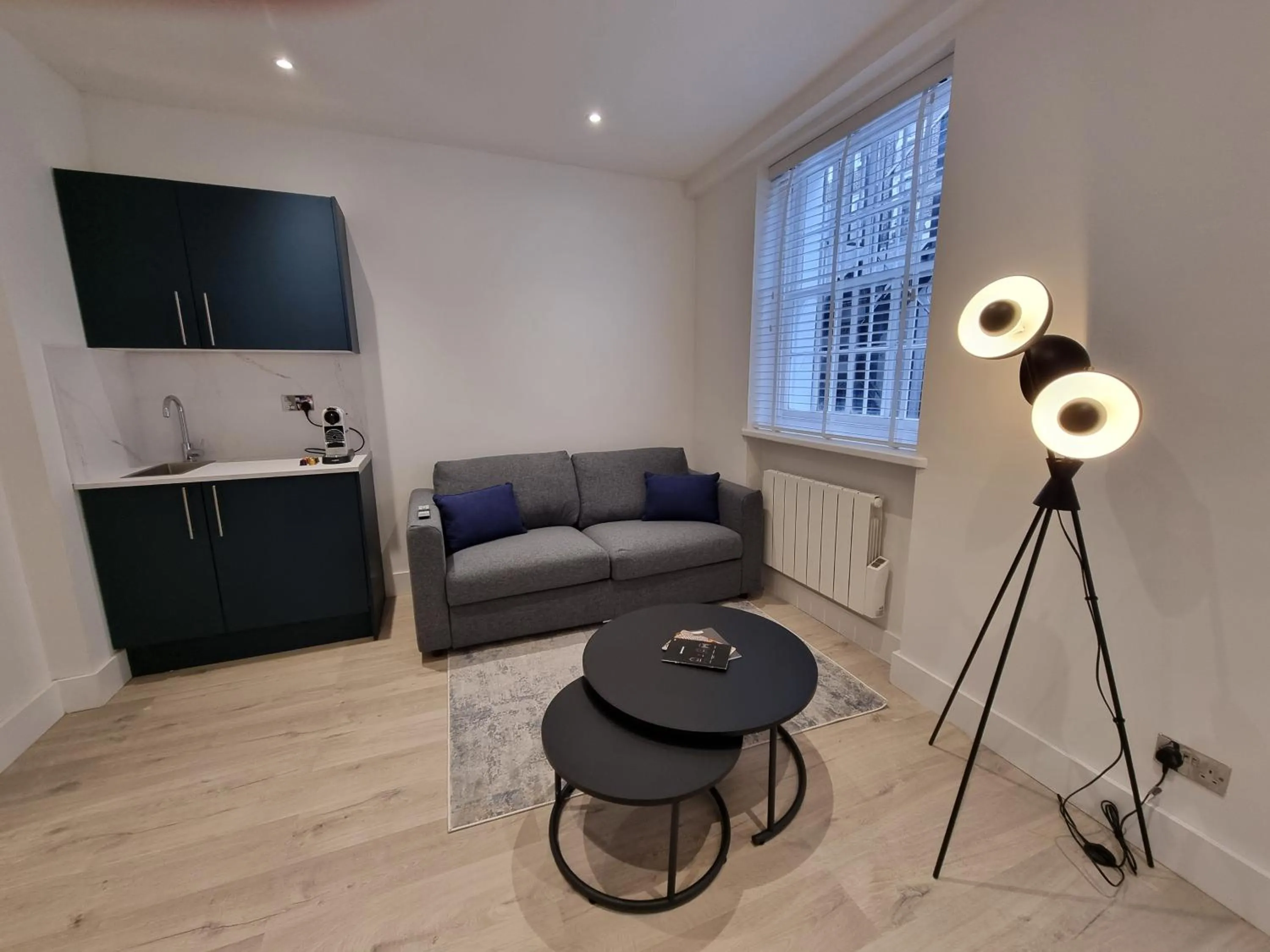 Living room in Victoria Lodgings London