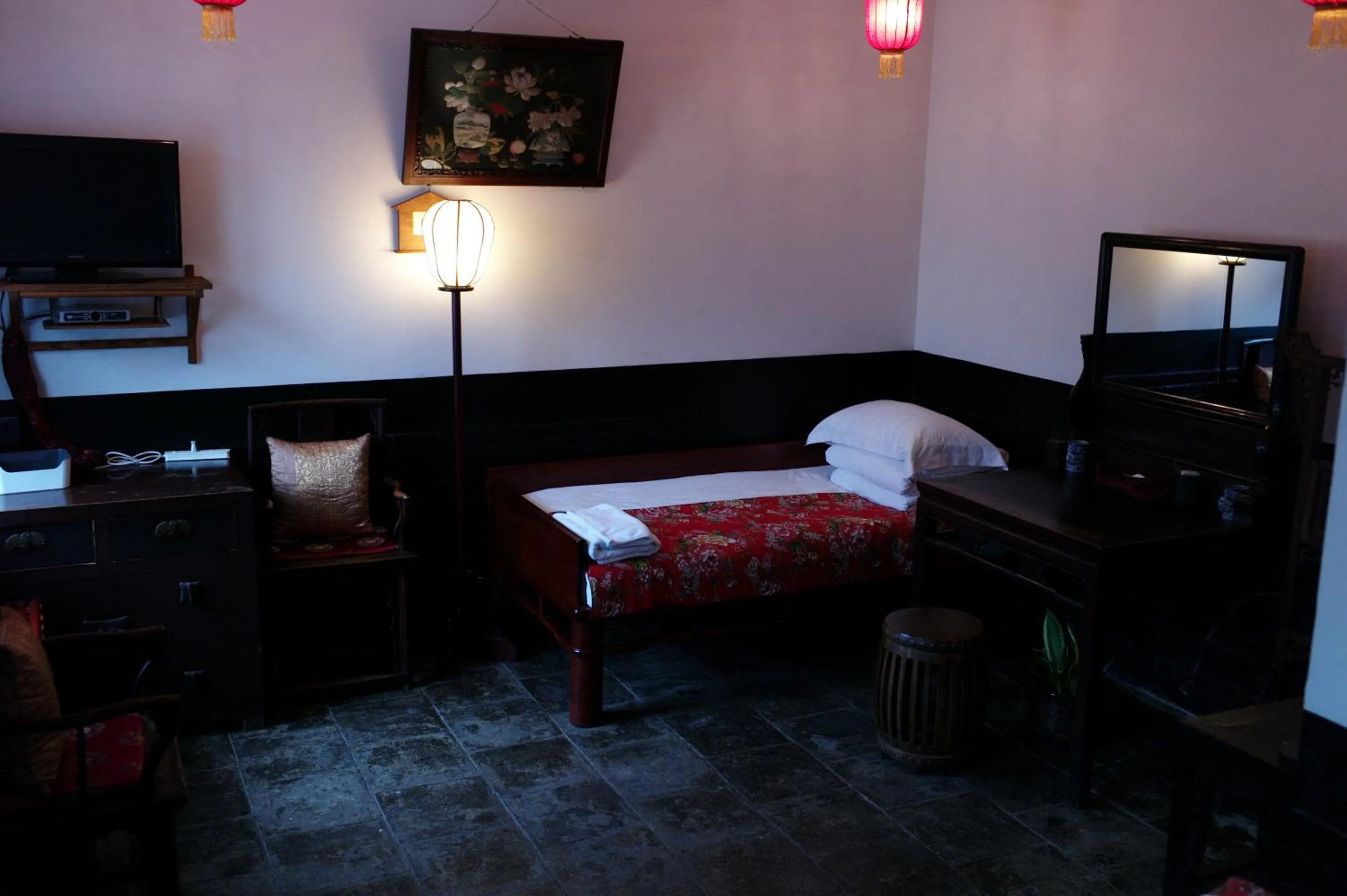 Photo of the whole room, Bed in Pingyao Yide Hotel