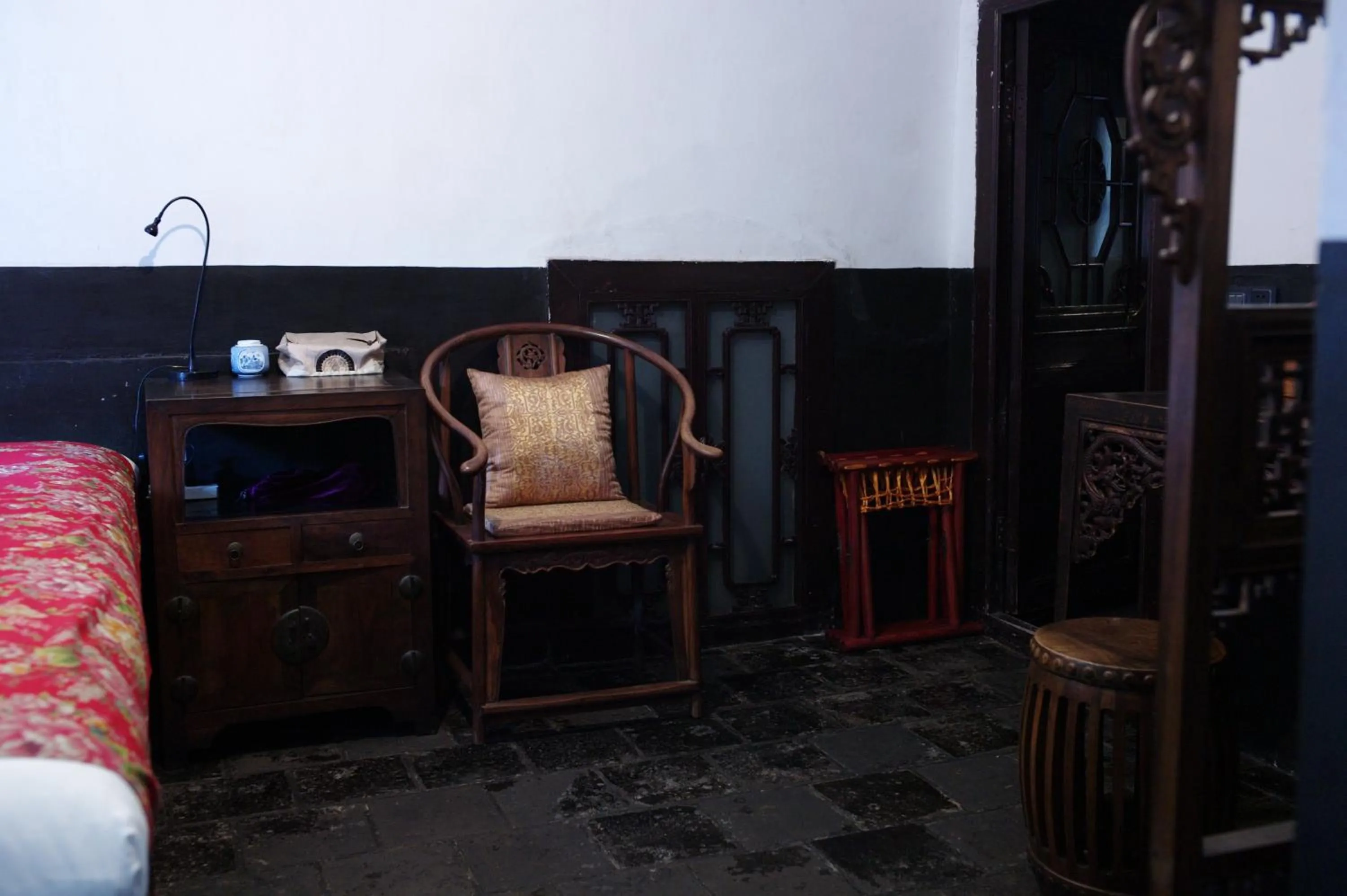 Decorative detail in Pingyao Yide Hotel