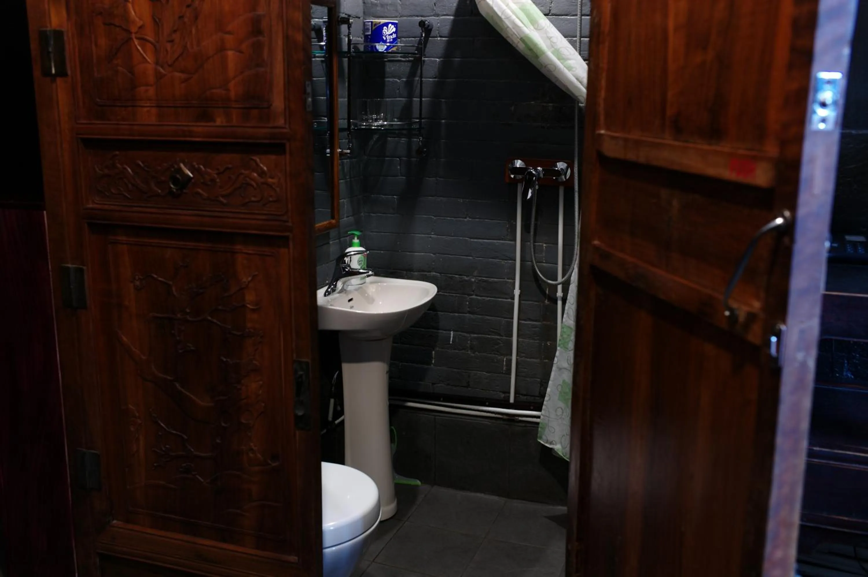 Toilet in Pingyao Yide Hotel