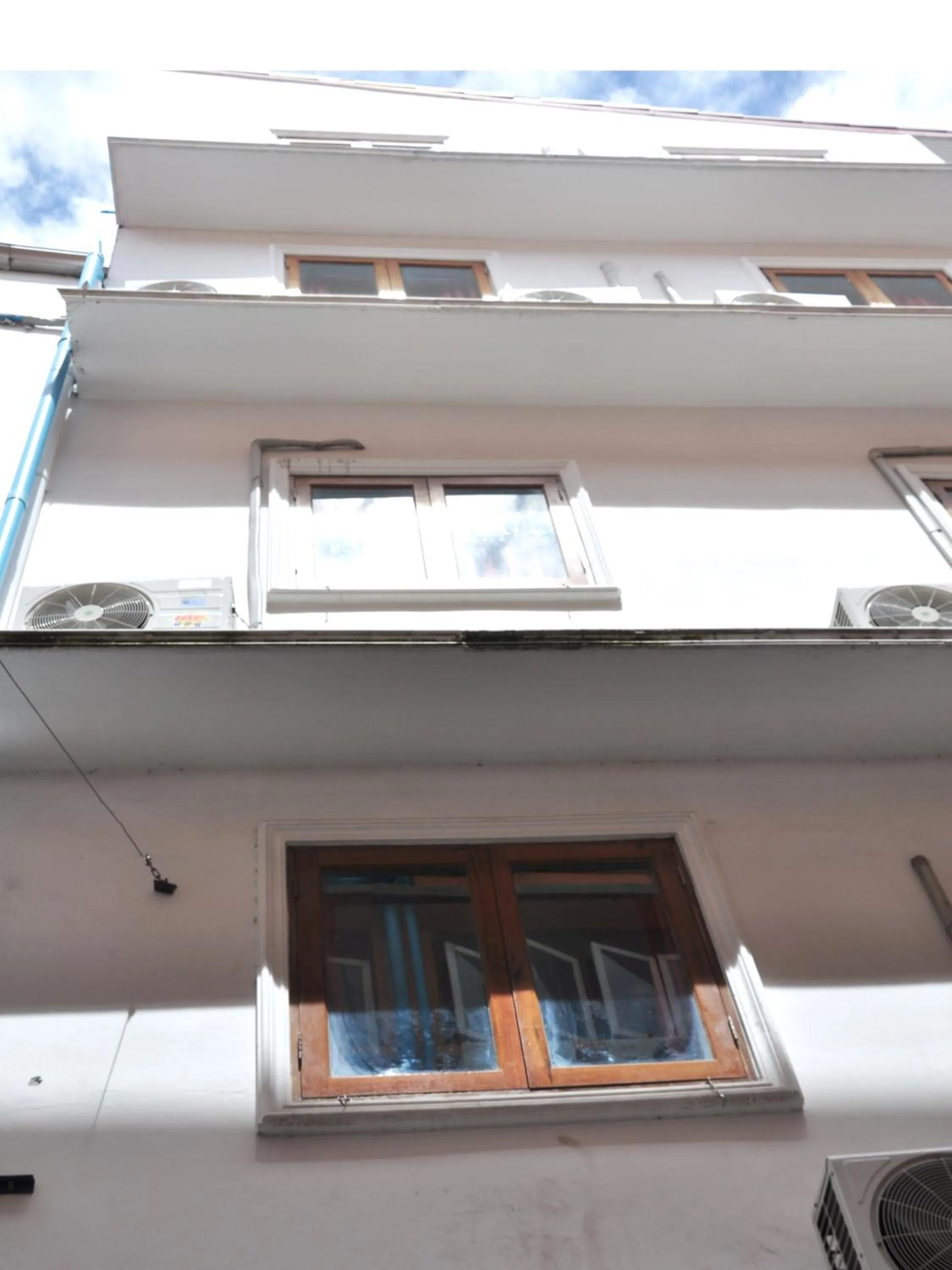 Highfive Guest House