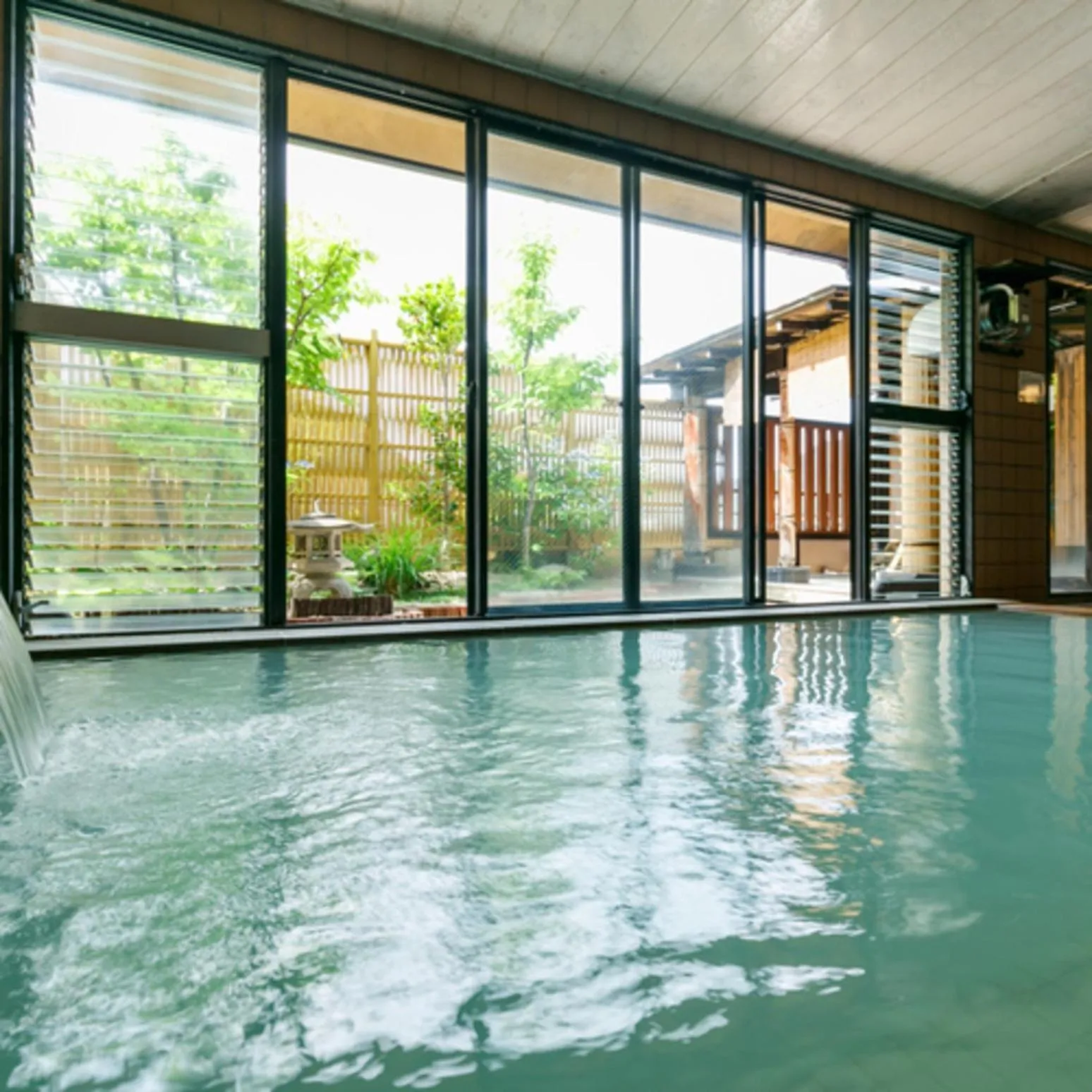 Public Bath in Umemura Ryokan Uguisutei