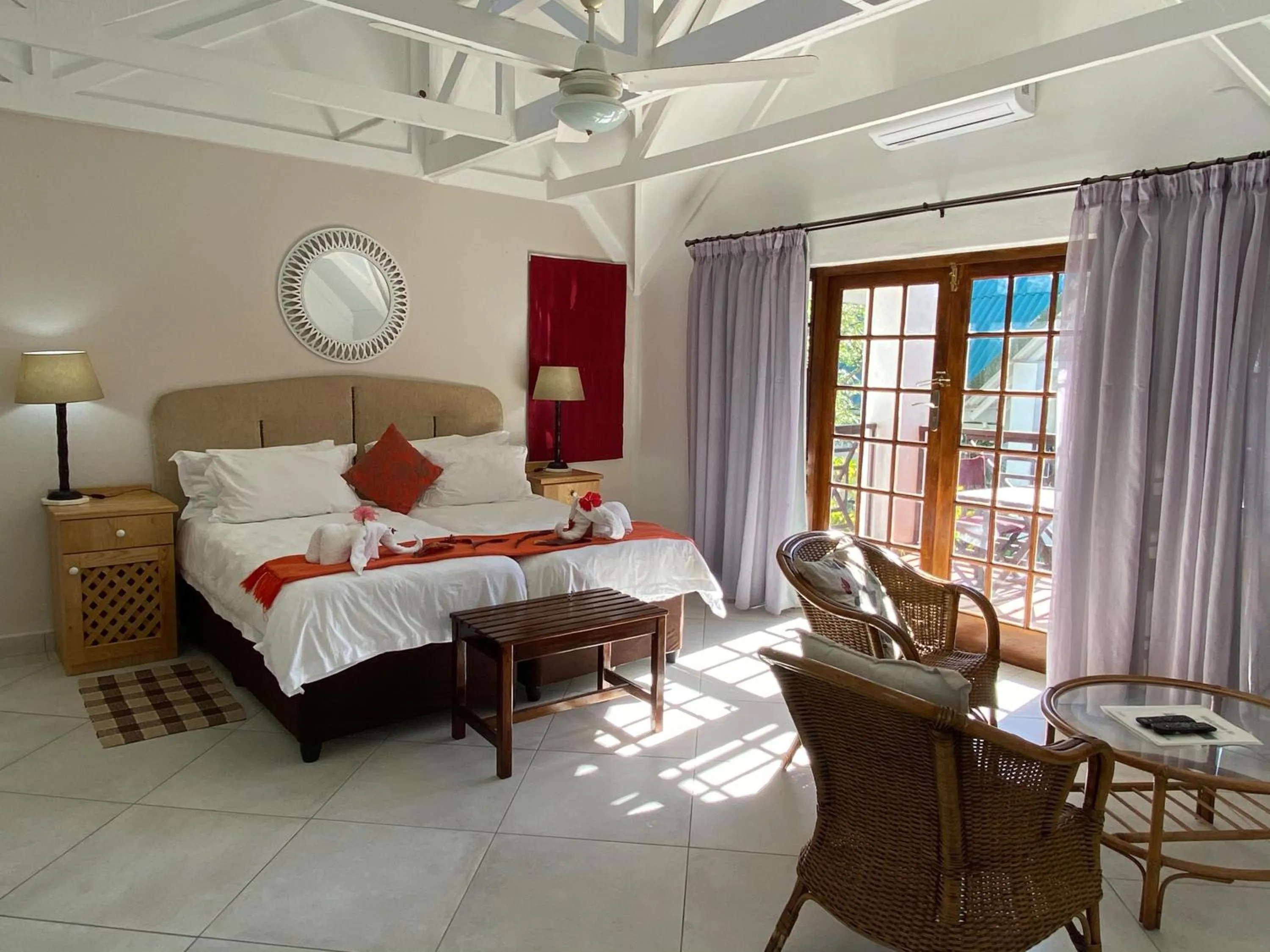 Photo of the whole room, Bed in St Lucia Eco Lodge