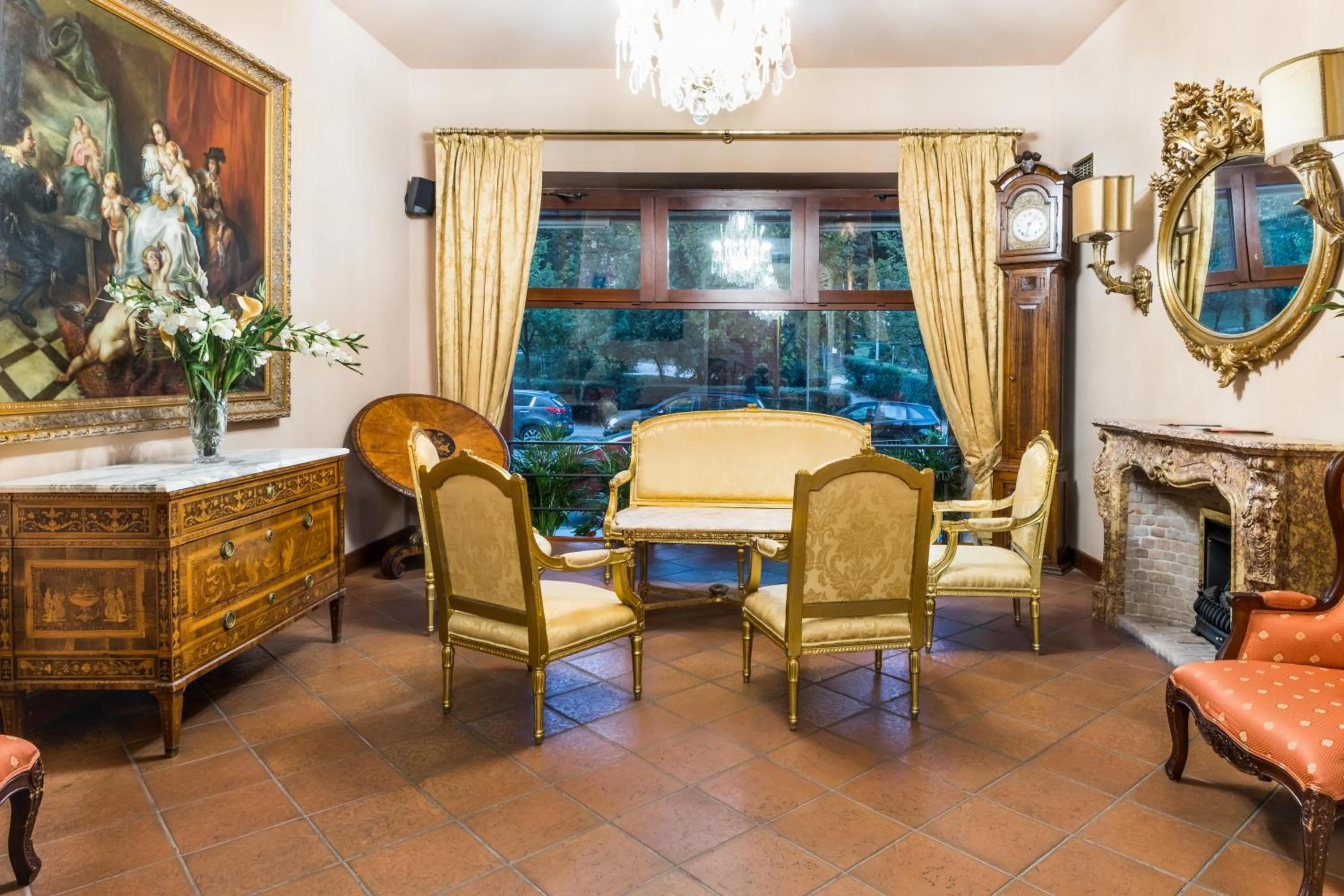 Lobby or reception in La Fenice