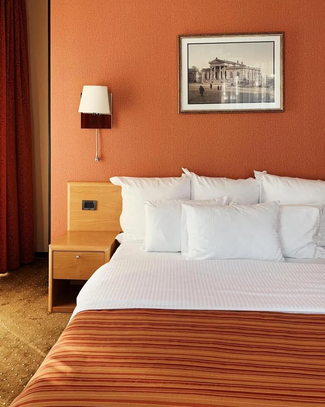 Bed in Alexandrovskiy Hotel