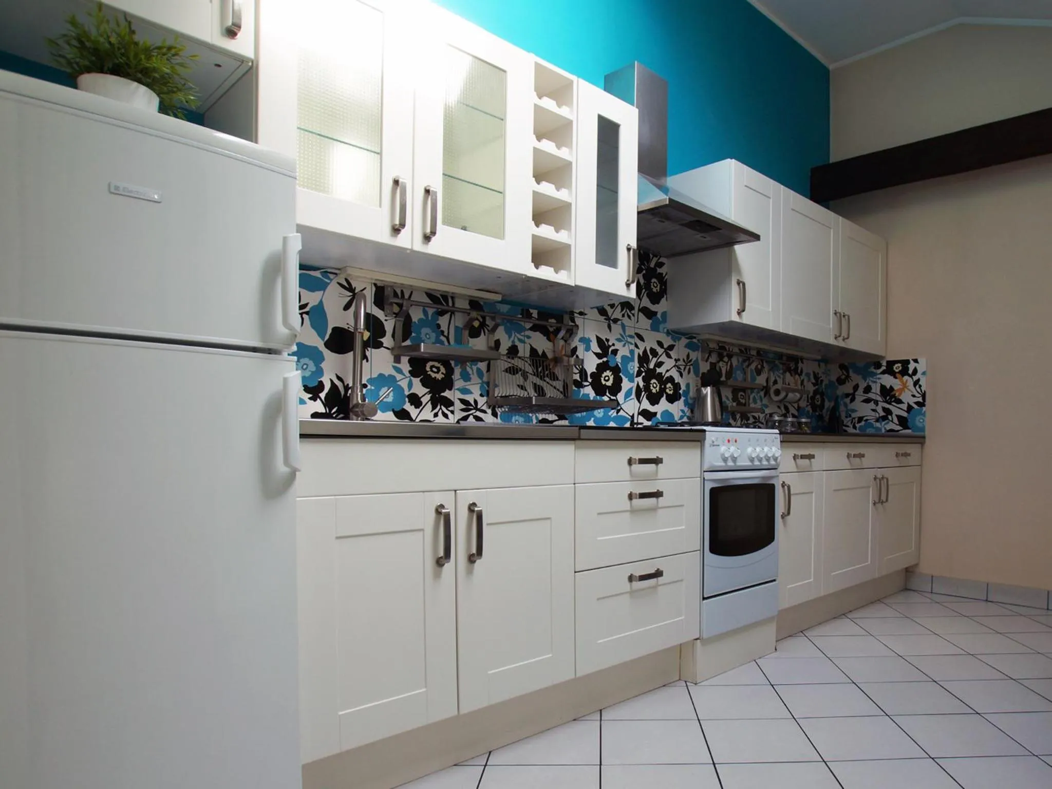 Kitchen or kitchenette in Blooms