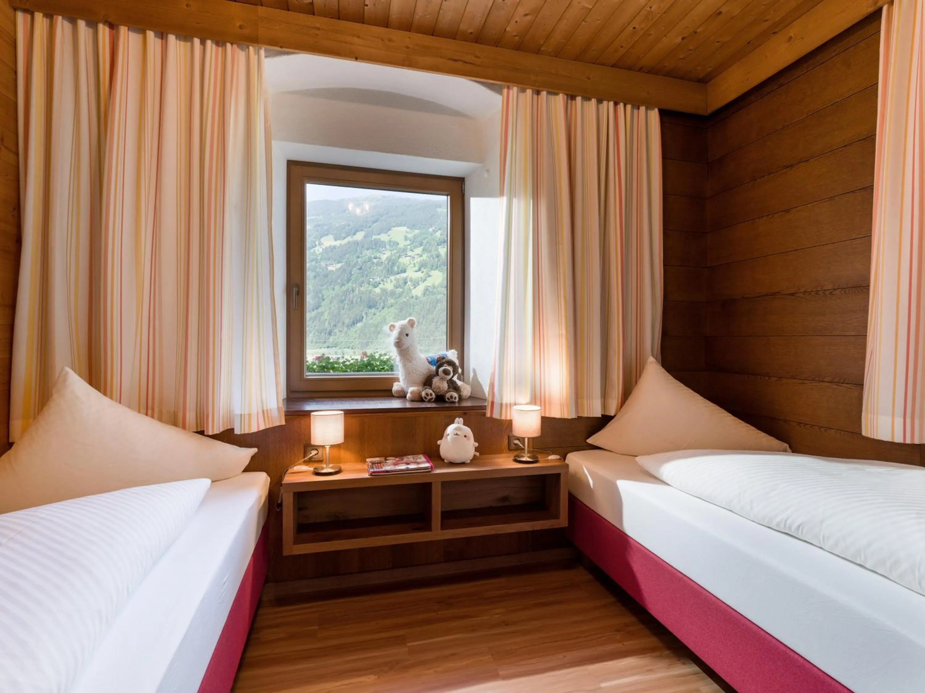 Bed in Aparthotel Gallahaus