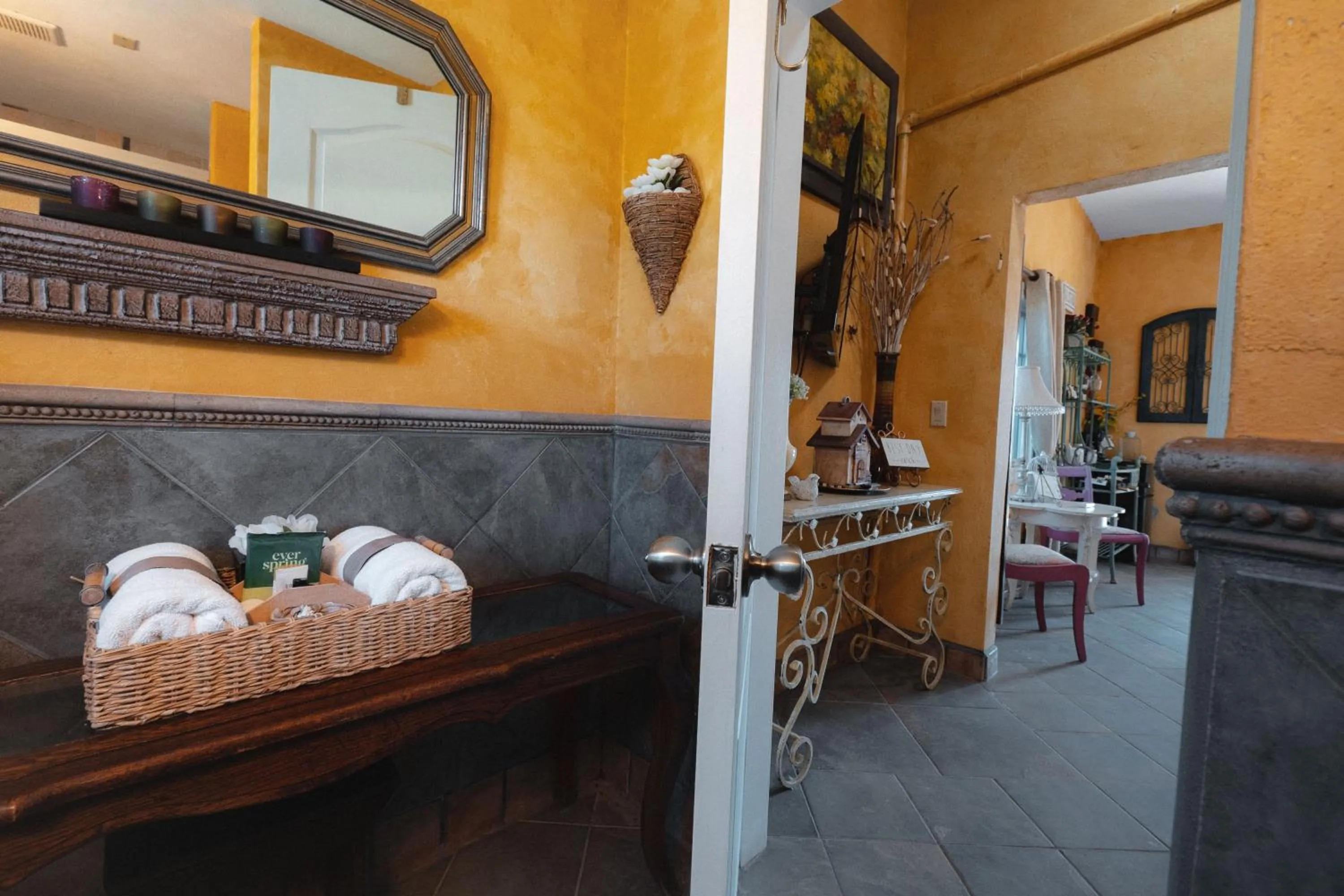 Seating area in Viña Calabria