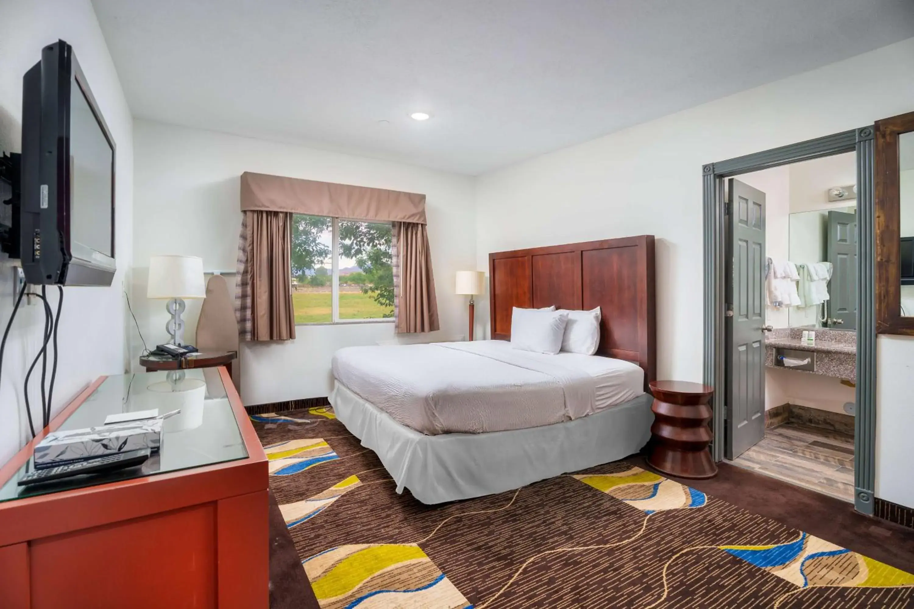 Photo of the whole room, Bed in Ramada by Wyndham La Verkin Zion National Park Photo of the whole room, Bed in Ramada by Wyndham La Verkin Zion National Park