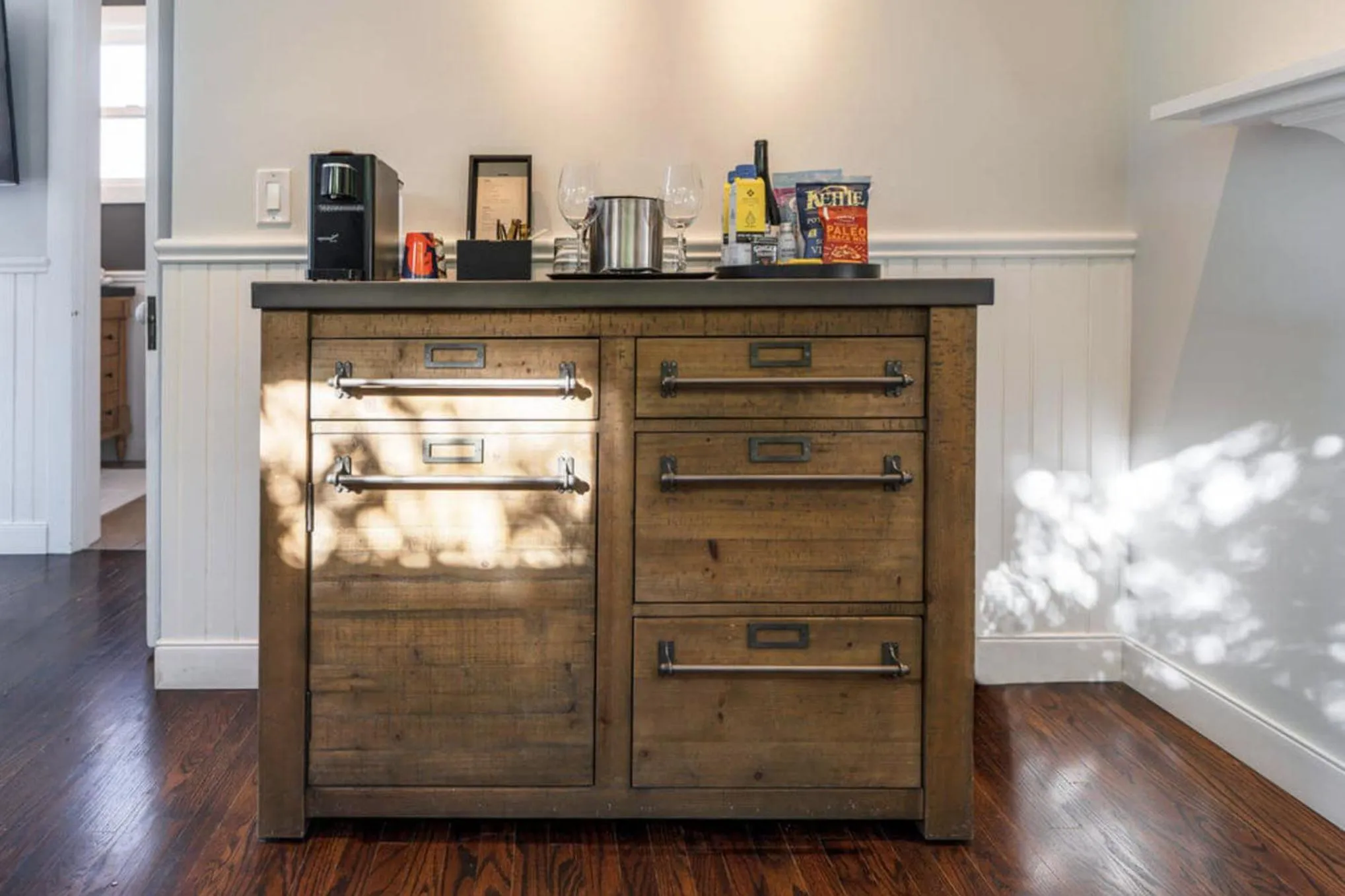 Coffee/tea facilities in Brannan Cottage Inn