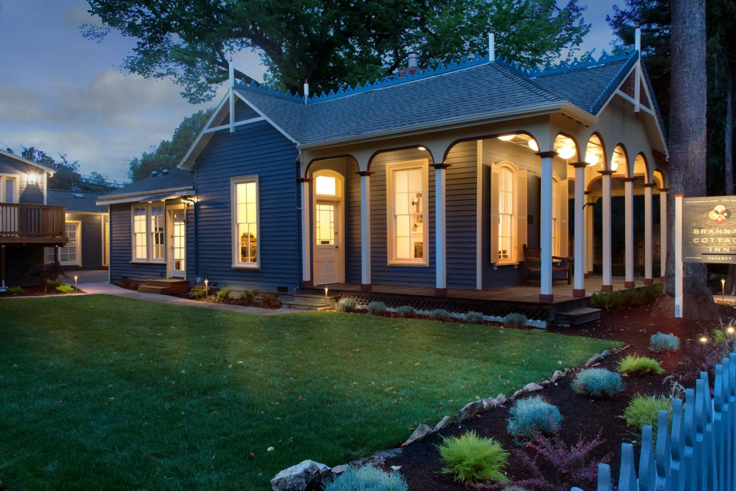 Property building in Brannan Cottage Inn