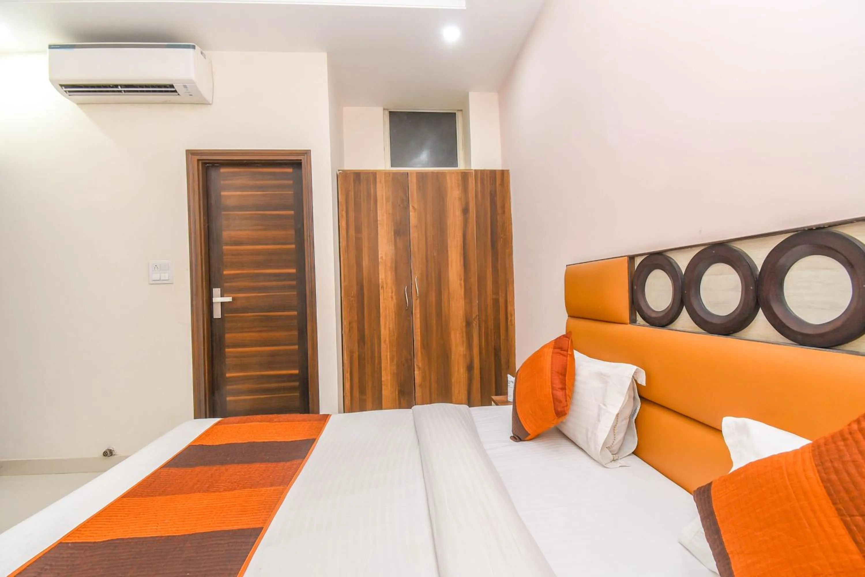 Bedroom, Bed in Hotel Reeve Inn