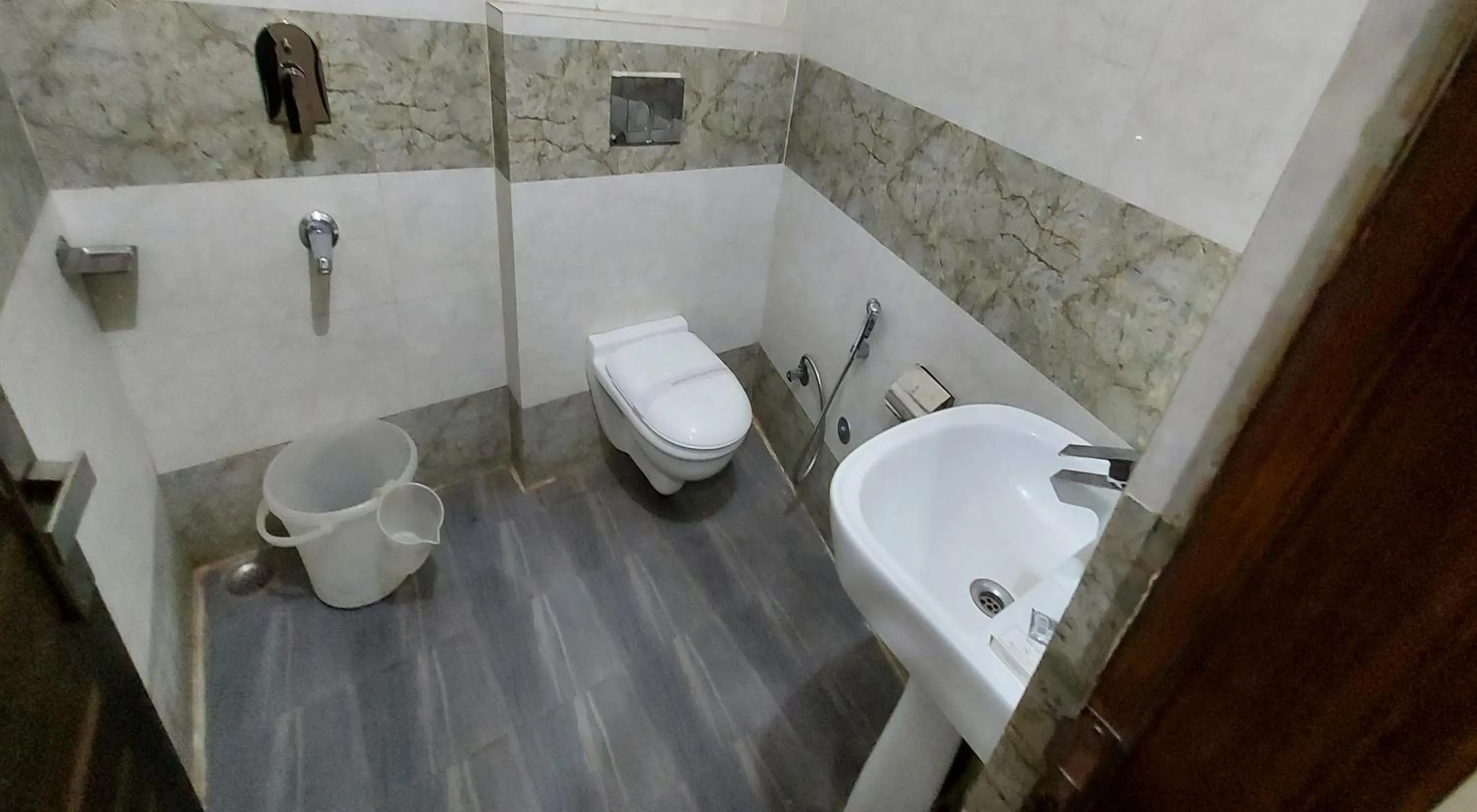 Bathroom in Hotel Reeve Inn