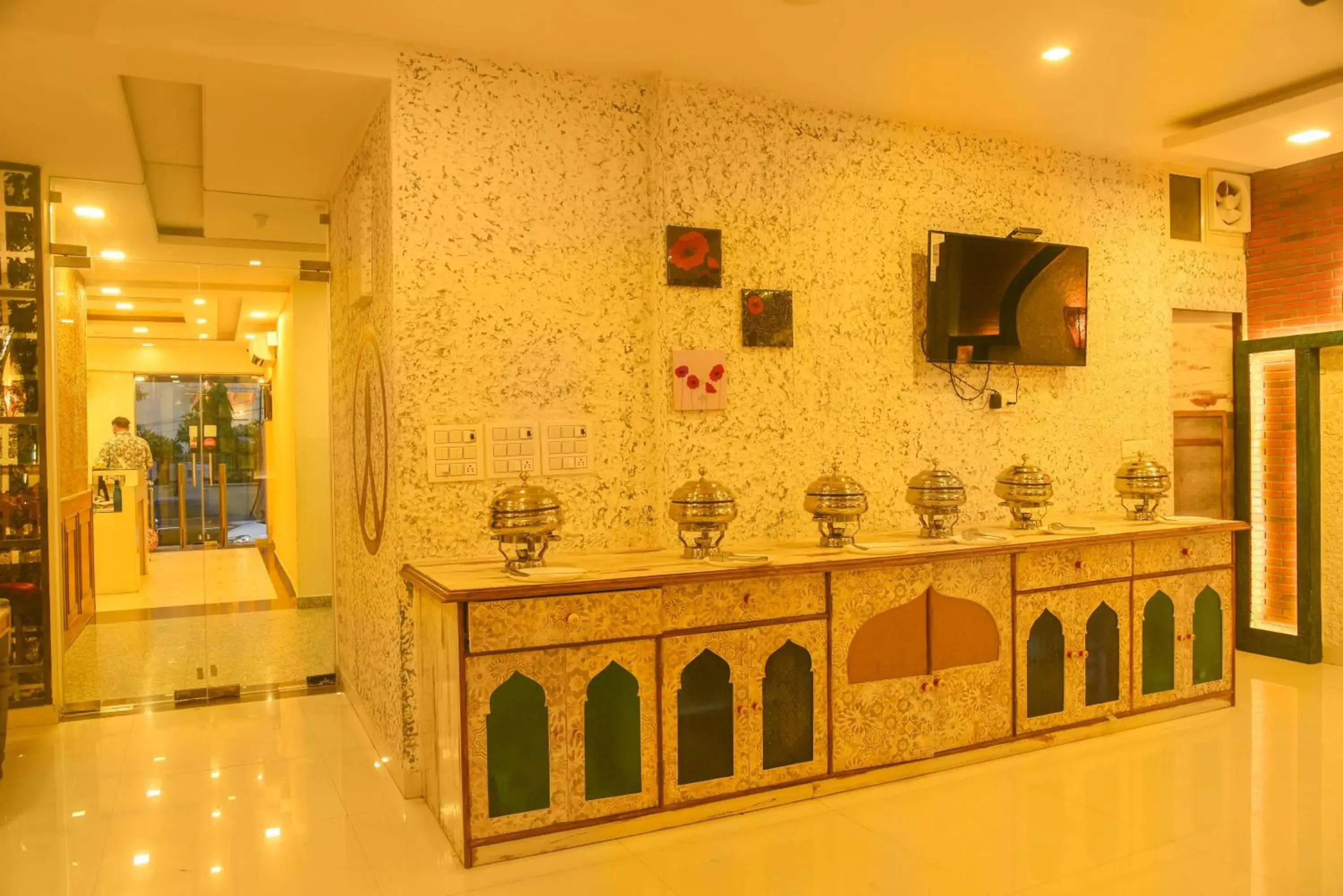 Restaurant/places to eat in Hotel Reeve Inn Restaurant/places to eat in Hotel Reeve Inn