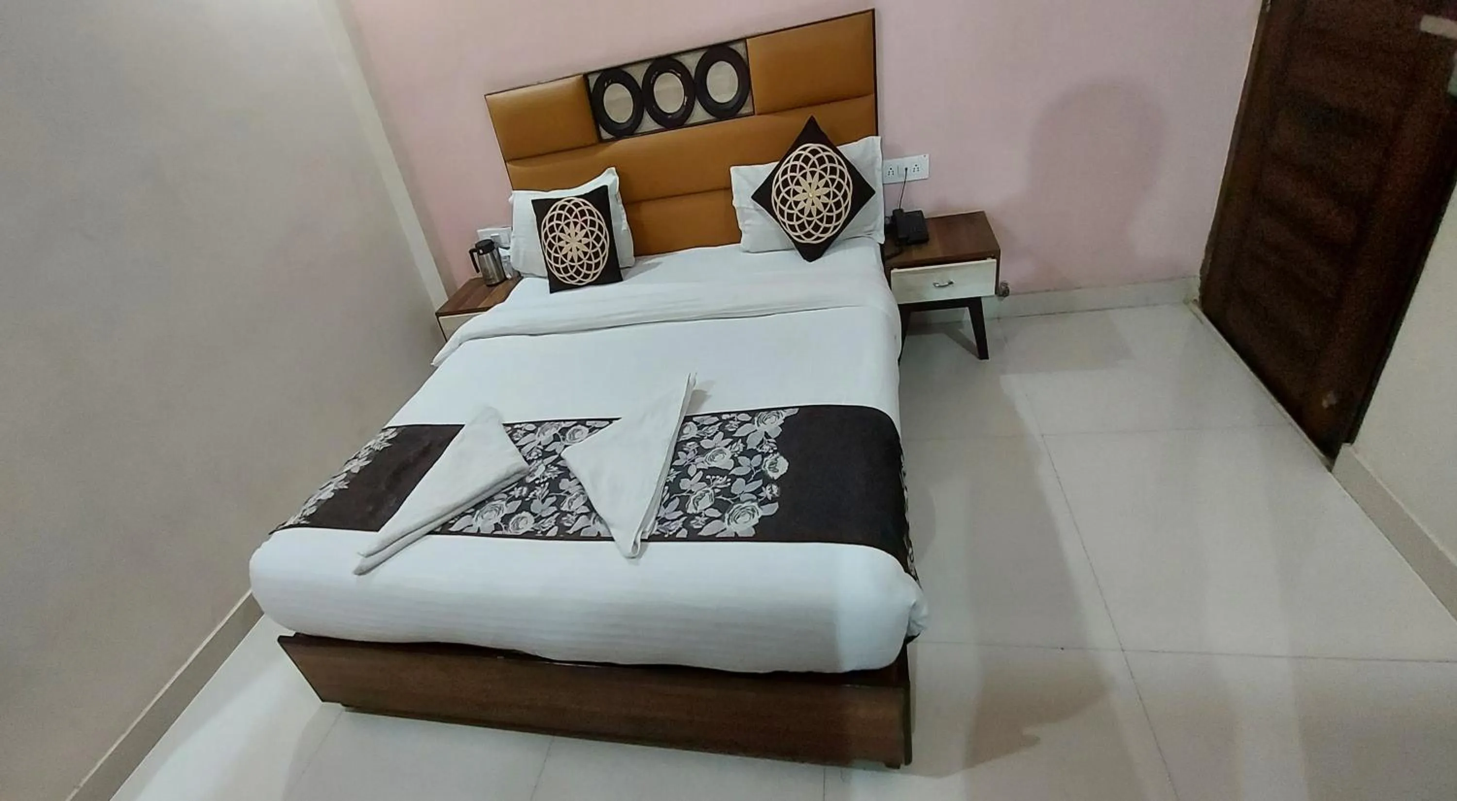 Bedroom, Bed in Hotel Reeve Inn