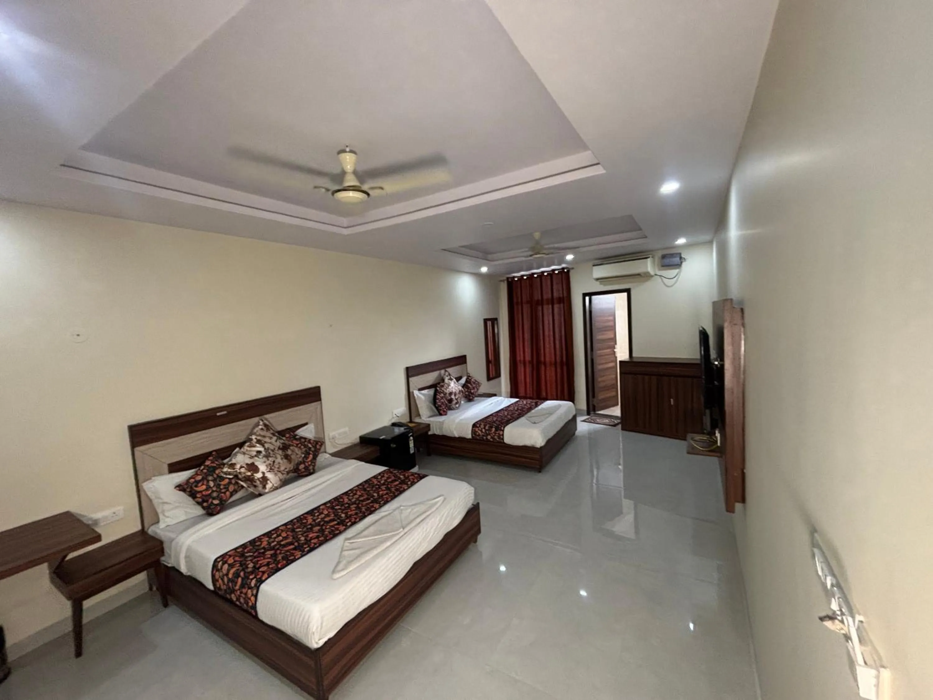 Bedroom, Bed in Hotel Reeve Inn