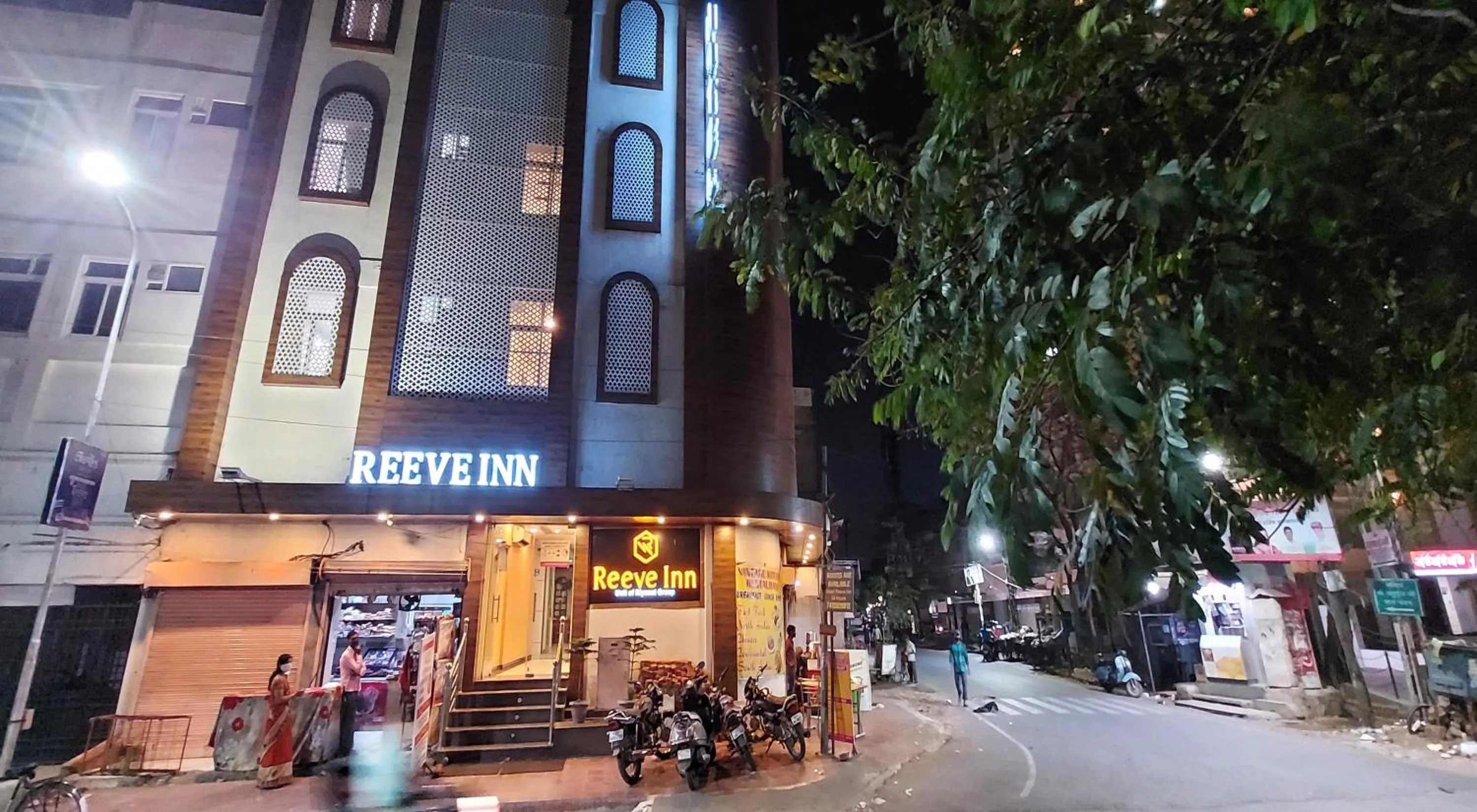 Facade/entrance in Hotel Reeve Inn