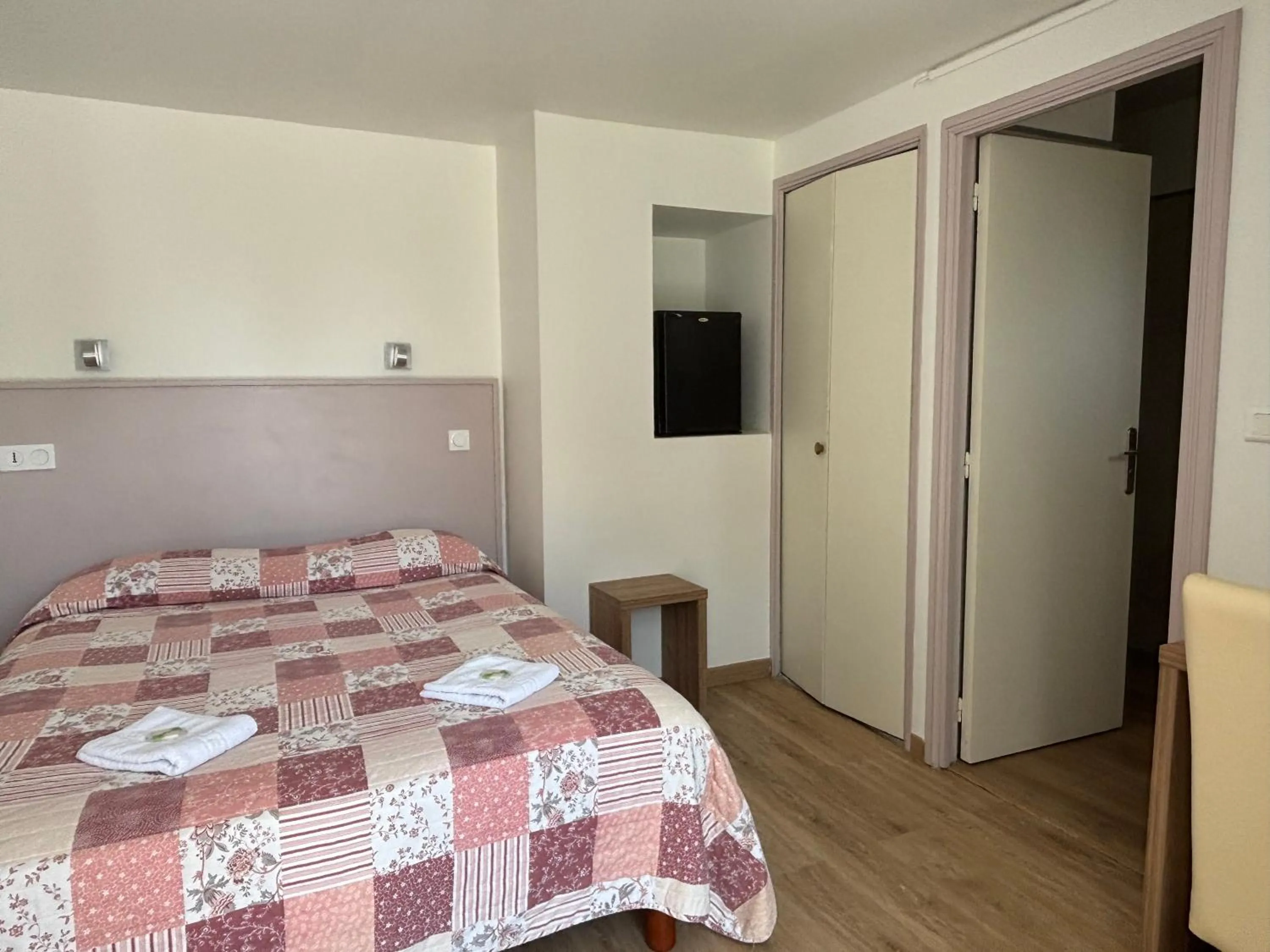 Bed in Hotel Bellevue