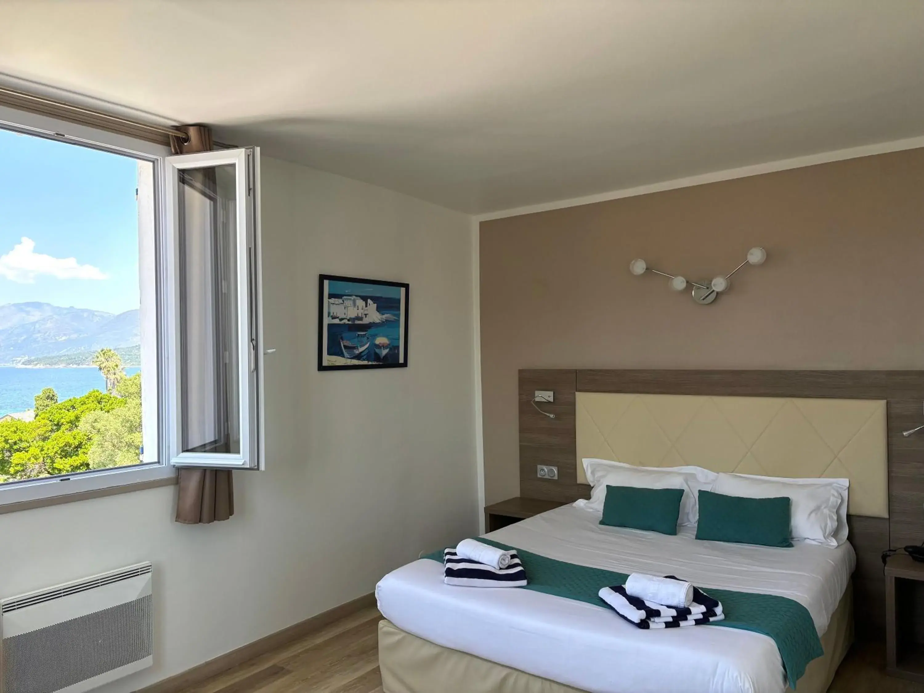 Bed in Hotel Bellevue Bed in Hotel Bellevue