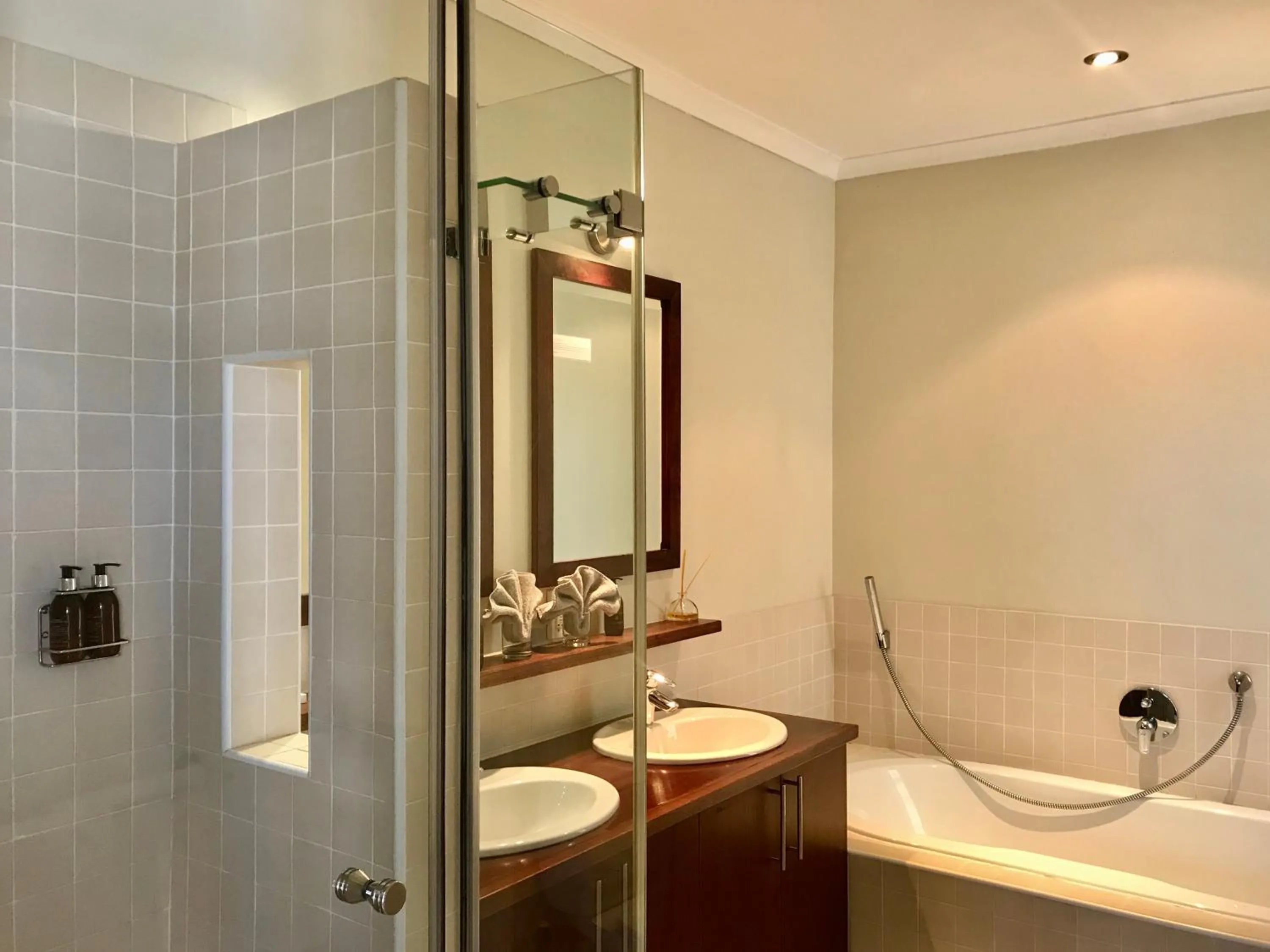 Bathroom in Manor on the Bay