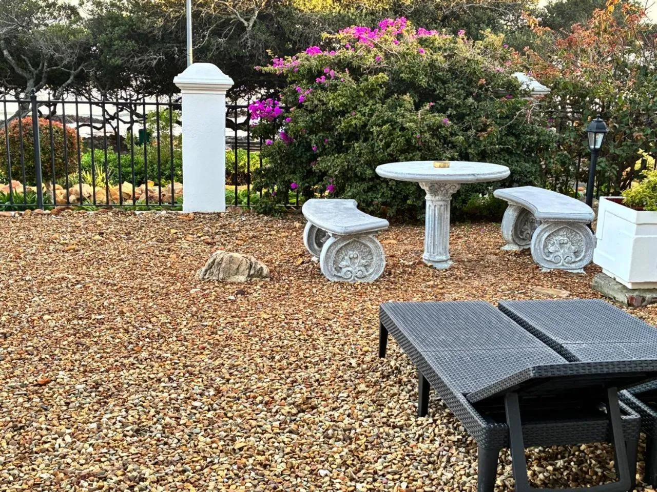 Balcony/Terrace in Manor on the Bay