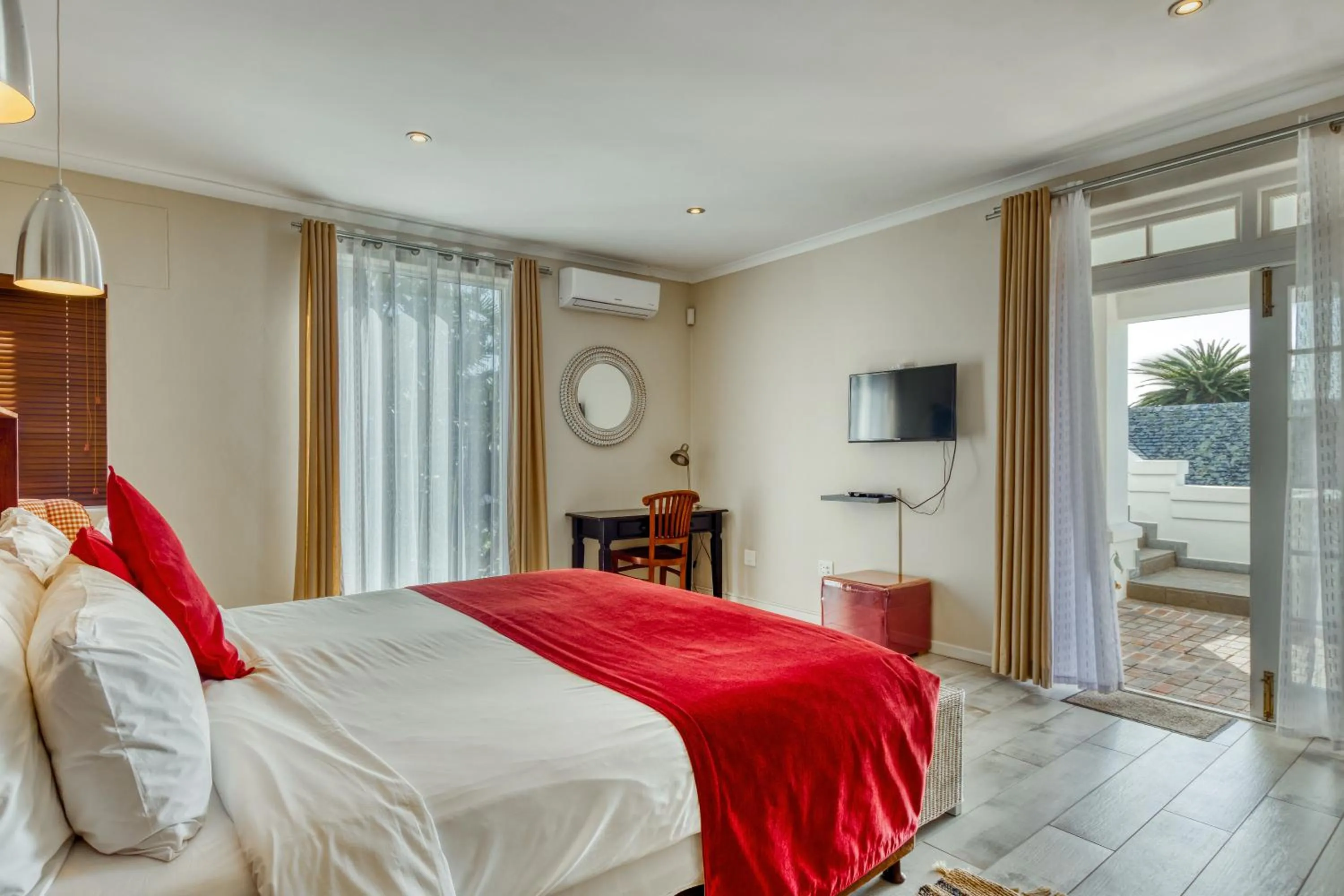 Bedroom, Bed in Manor on the Bay