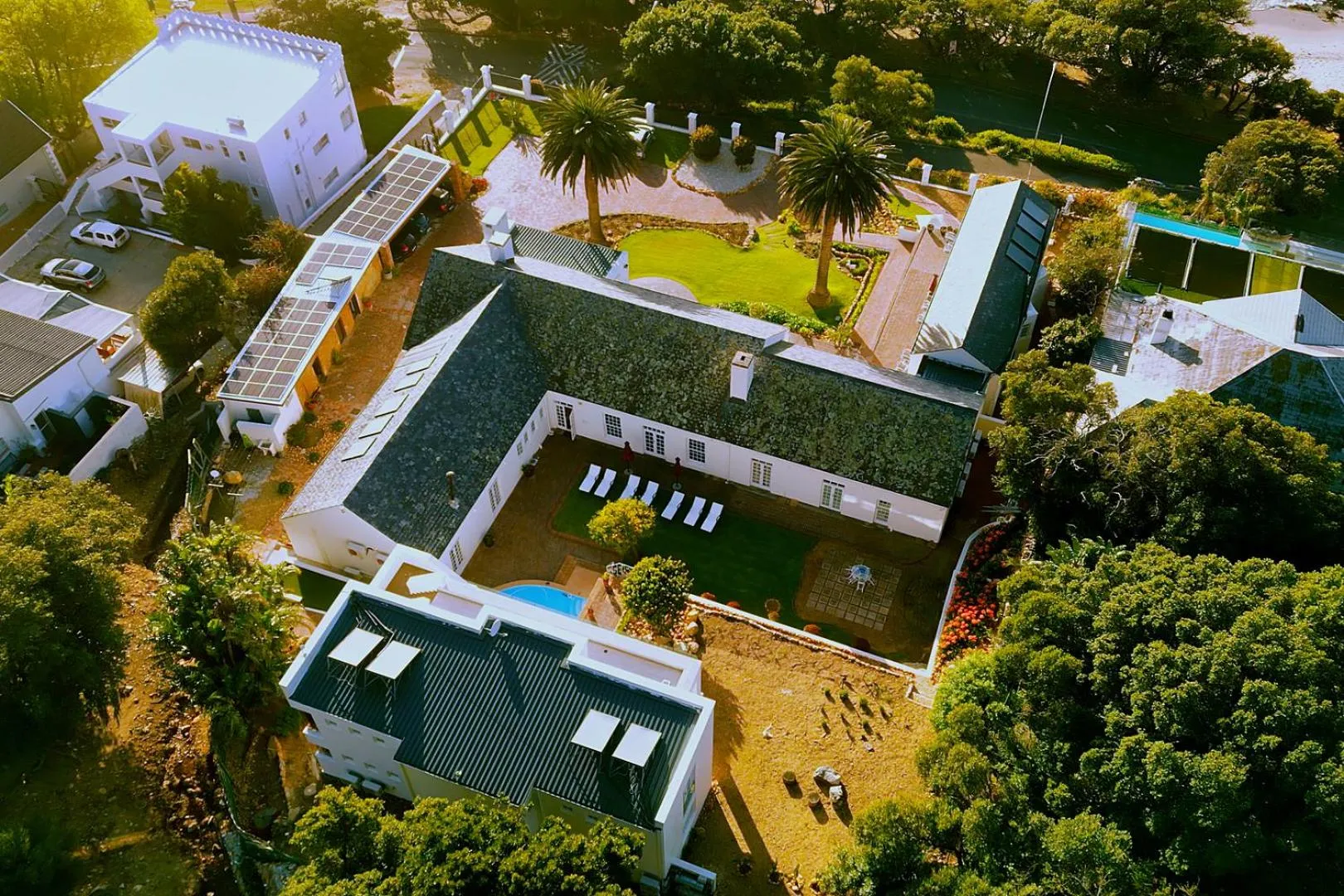 Property building in Manor on the Bay