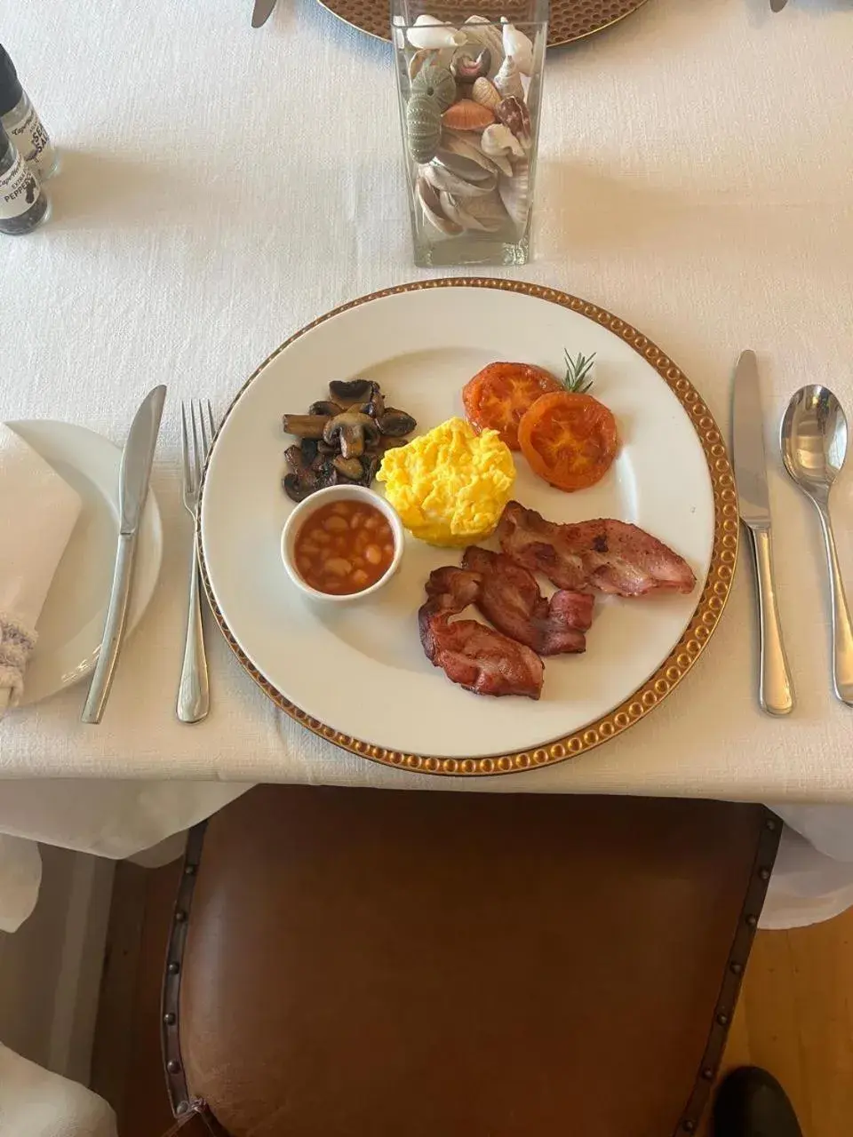 Breakfast in Manor on the Bay Breakfast in Manor on the Bay