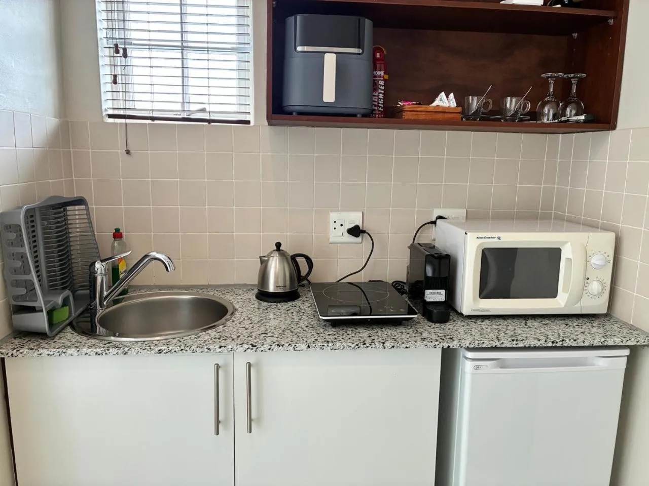 Kitchen or kitchenette in Manor on the Bay