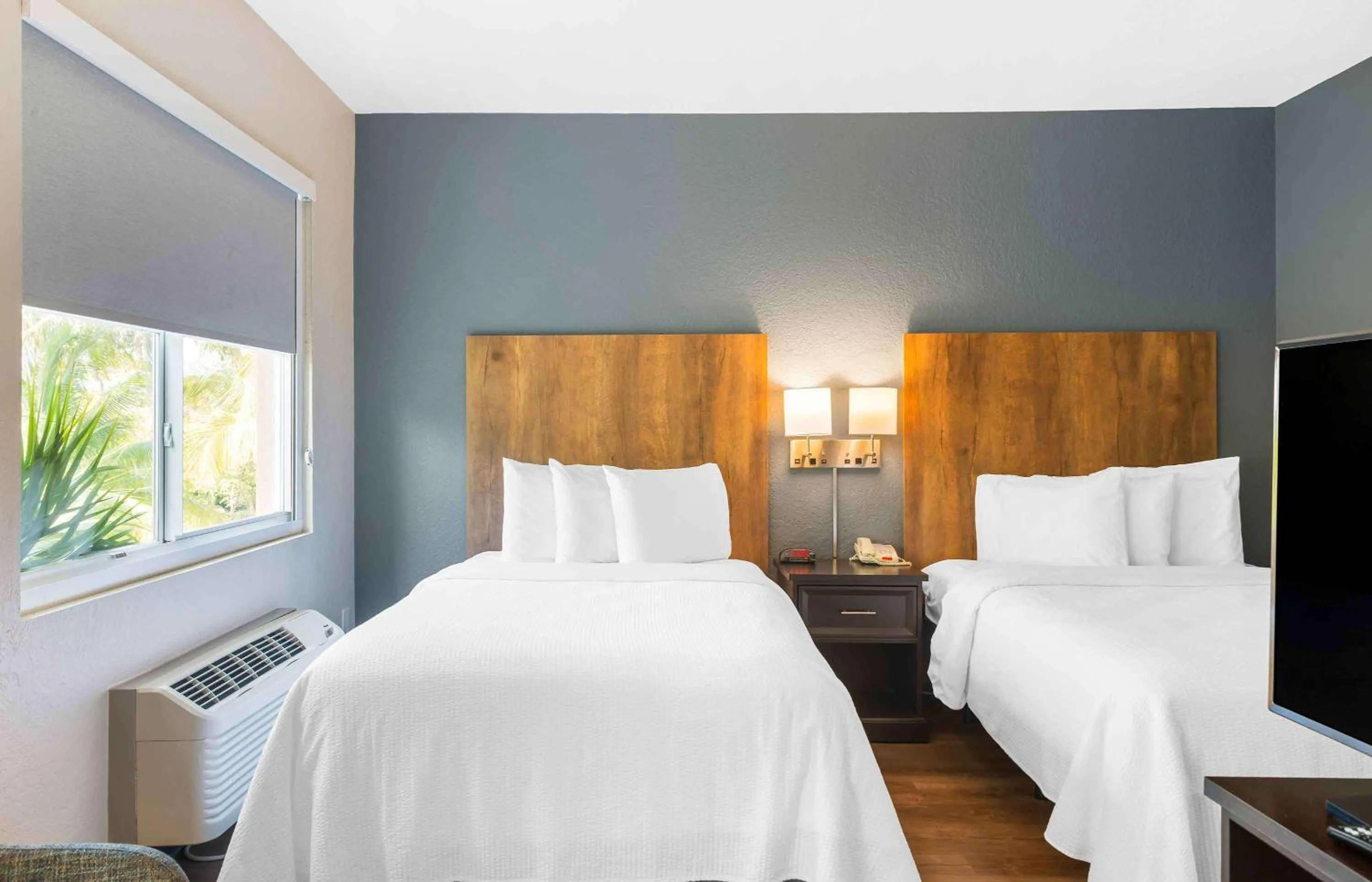 Bedroom, Bed in Extended Stay America Premier Suites - Fort Lauderdale - Cypress Creek - Park North