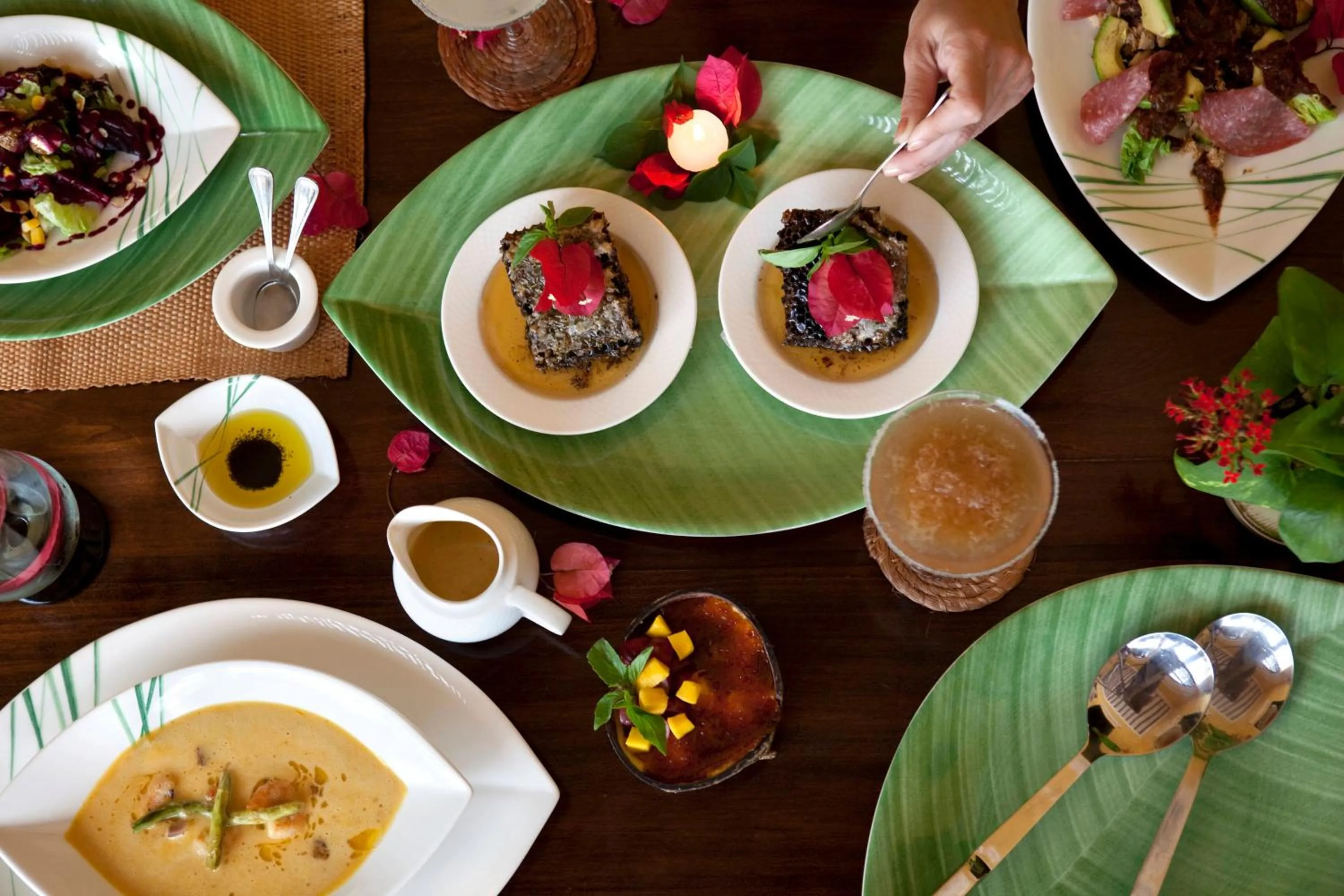 Restaurant/places to eat in Hacienda Uayamon