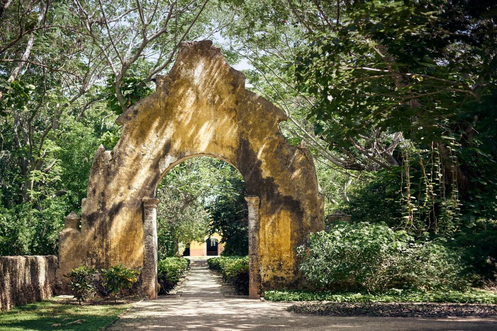 Property building in Hacienda San Jose Cholul
