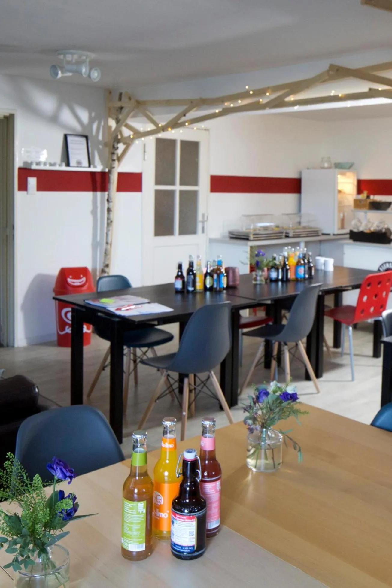 Restaurant/places to eat in Flensbed Hotel & Hostel