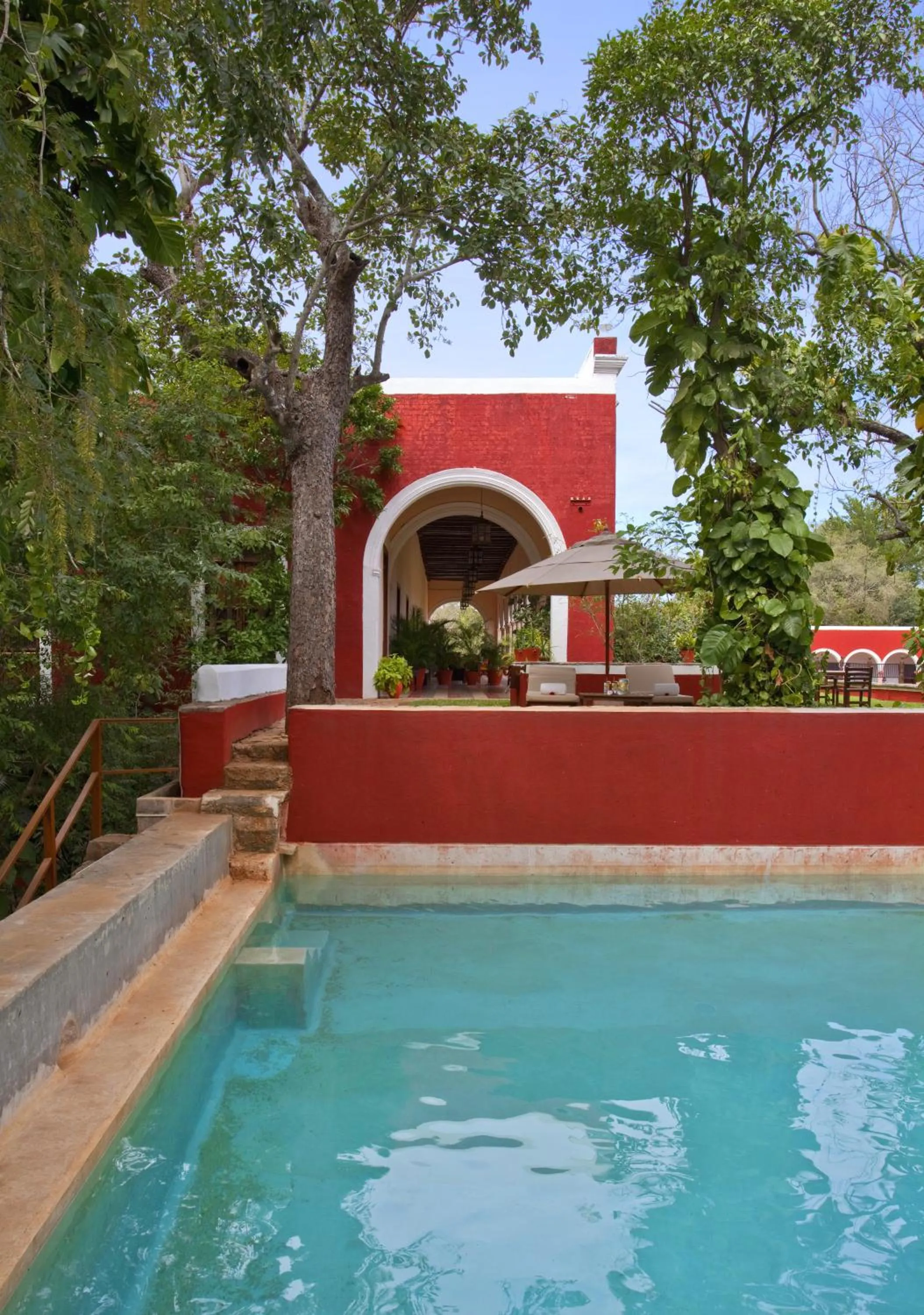 Swimming pool in Hacienda Temozon Sur