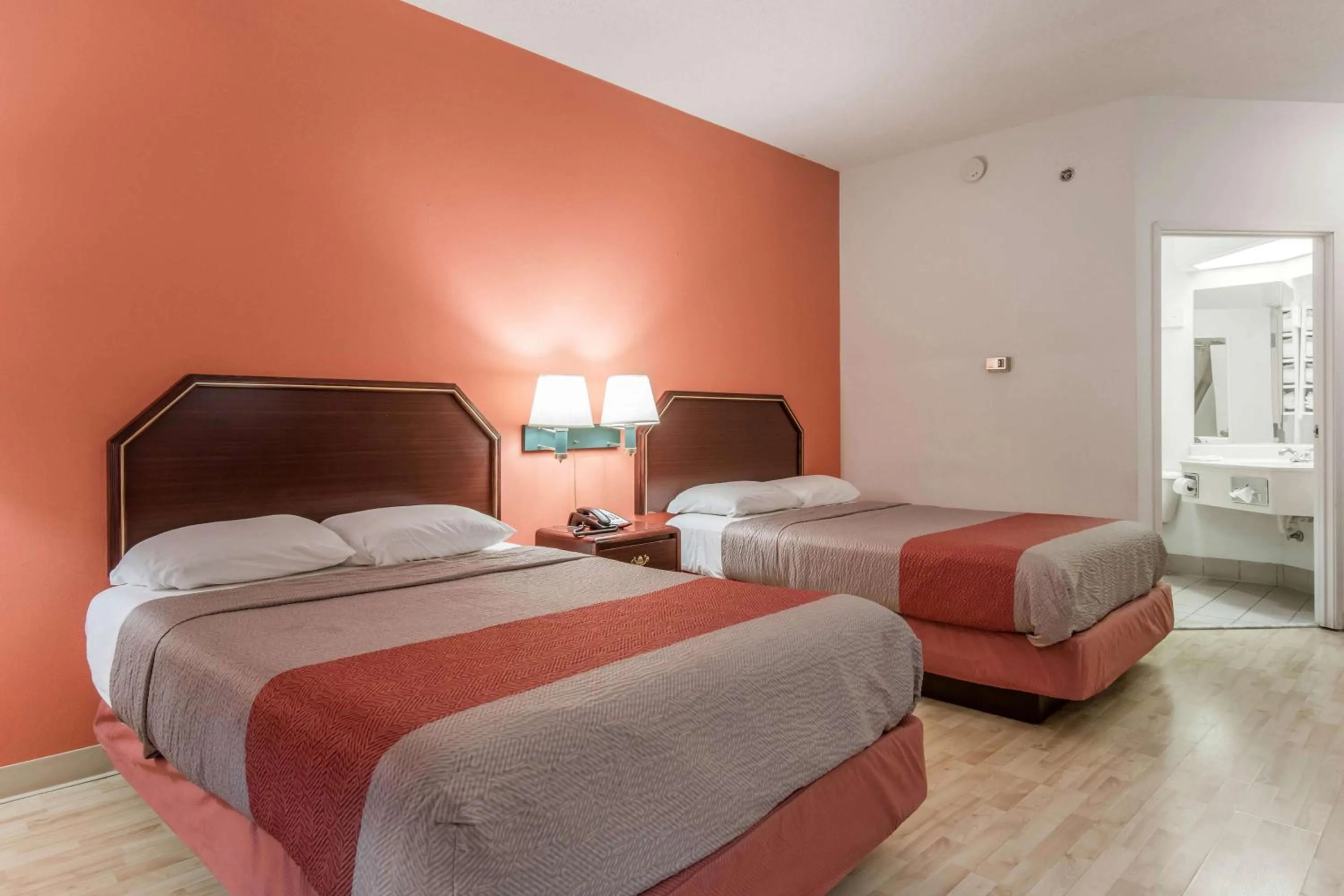 Photo of the whole room, Bed in Motel 6-Harrisburg, PA - Hershey North