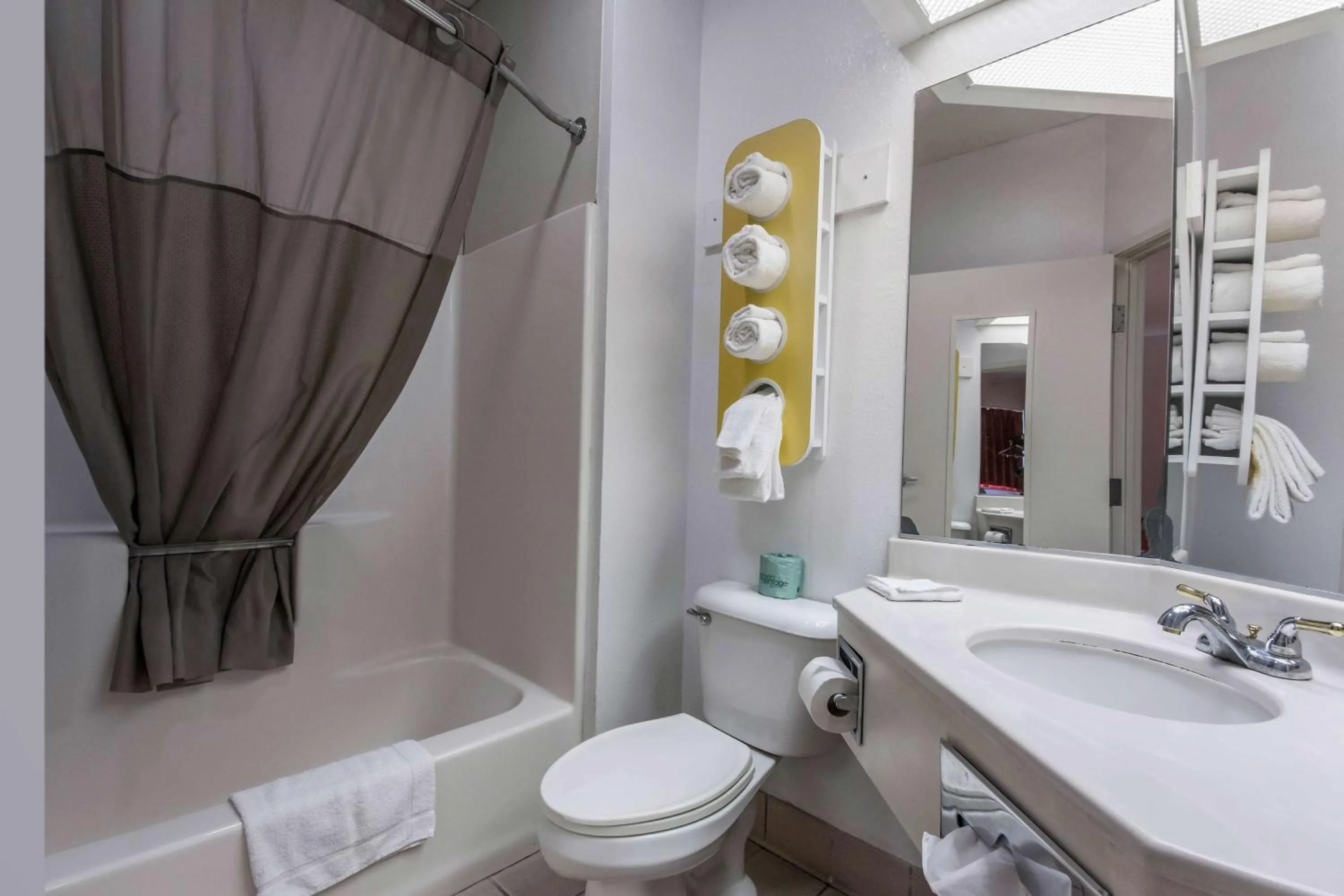 Toilet in Motel 6-Harrisburg, PA - Hershey North