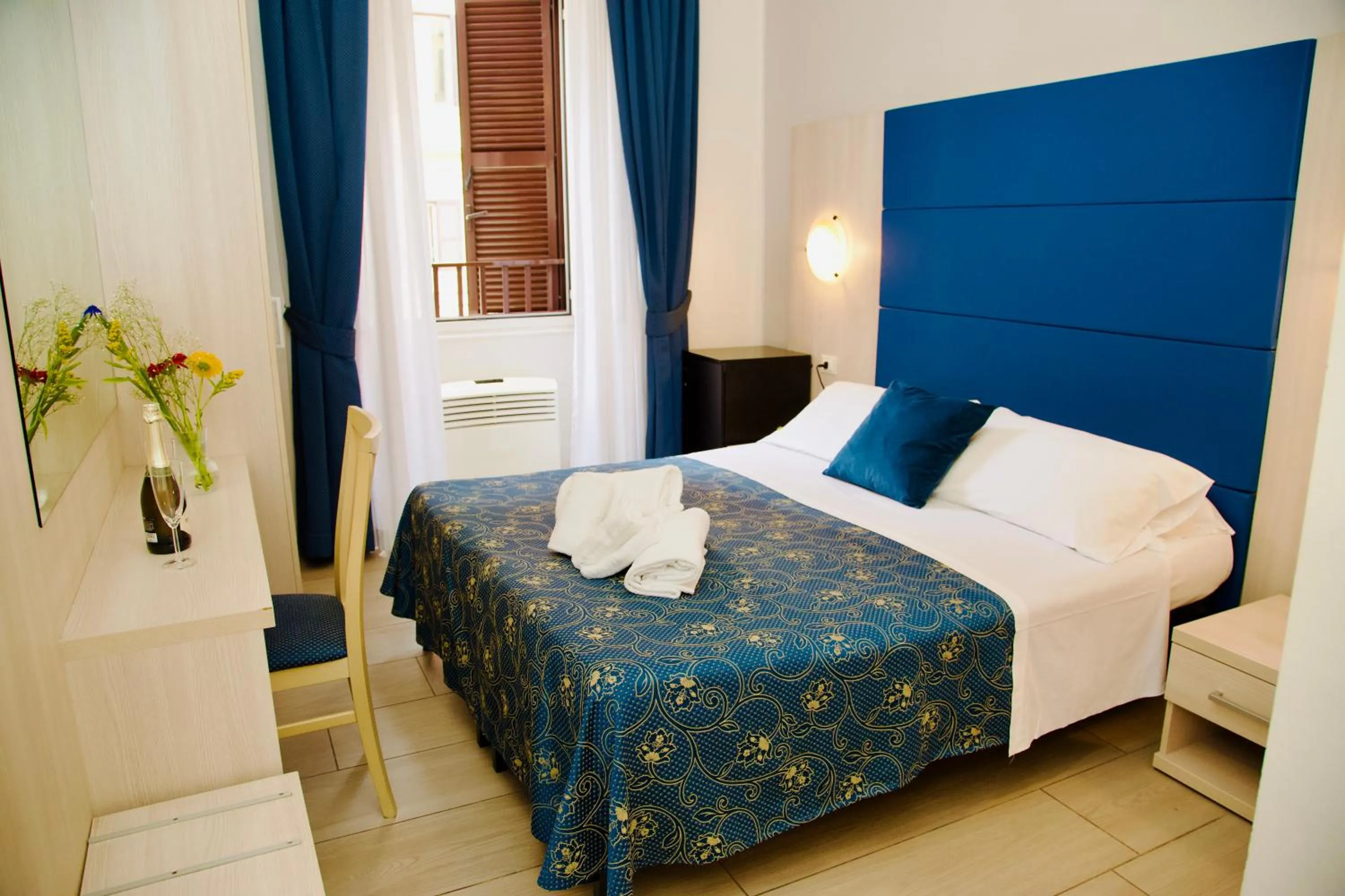 Bed in Albergo Marechiaro