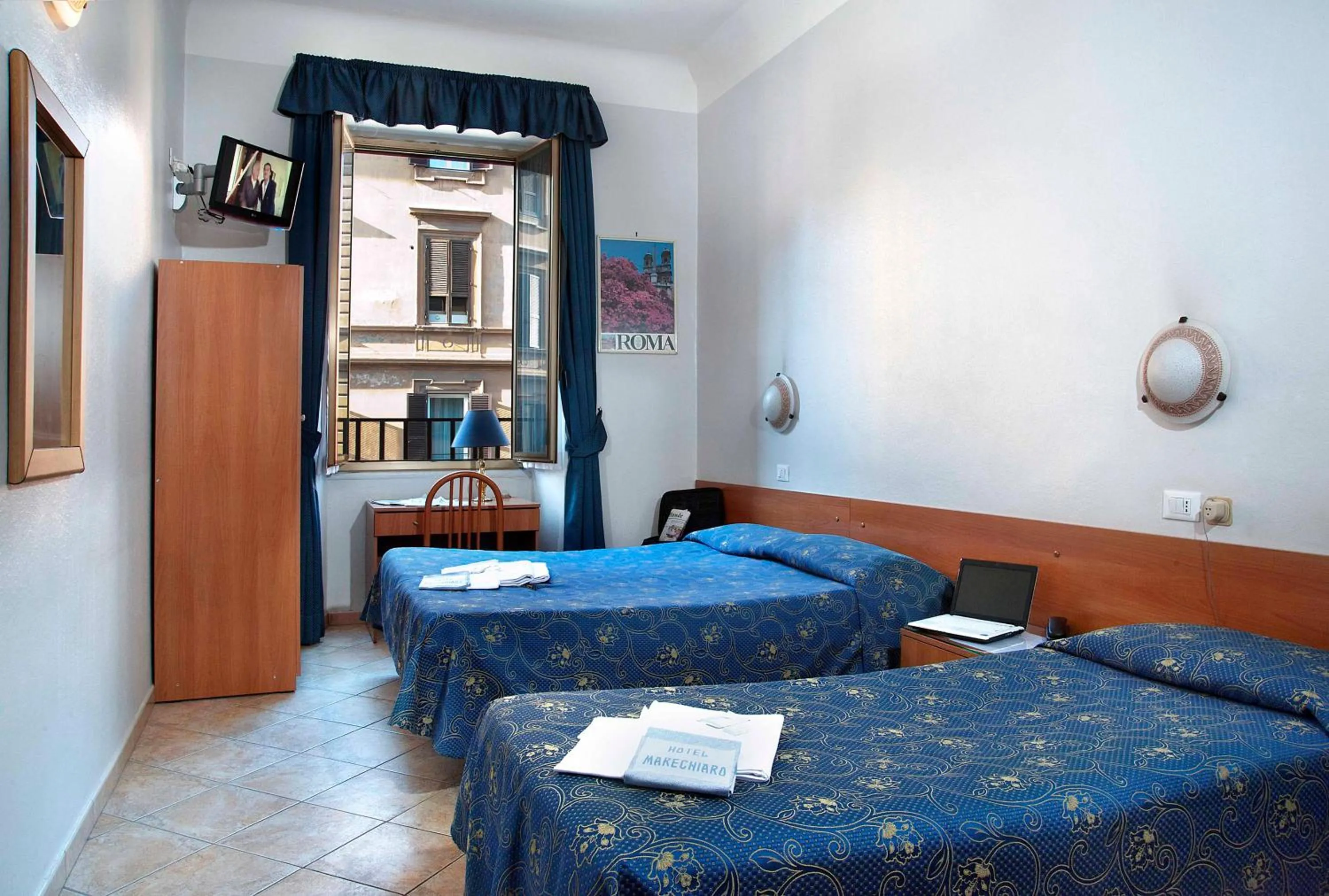 Photo of the whole room, Bed in Albergo Marechiaro